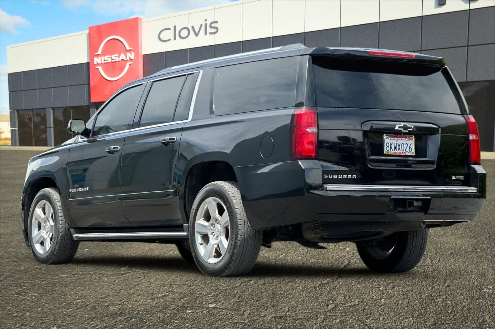 Thumbnail: 2017 Chevrolet Suburban - 7
