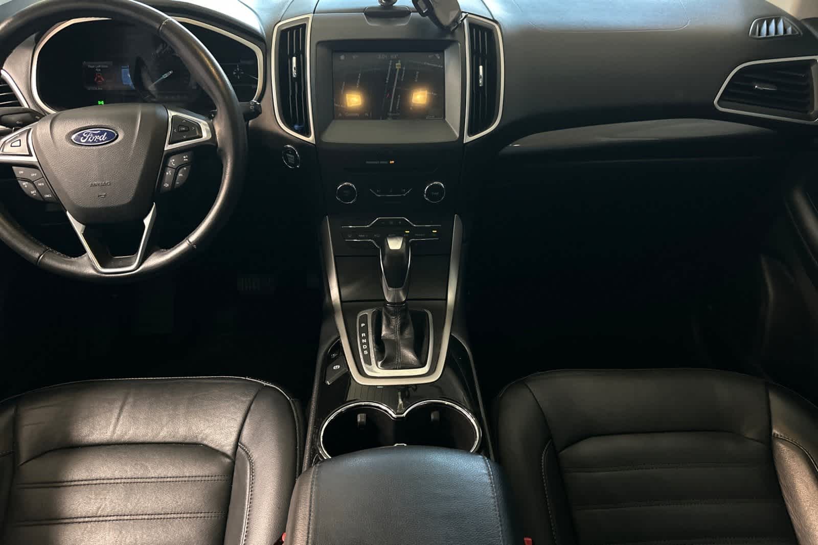 Thumbnail: 2016 Ford Edge - 4