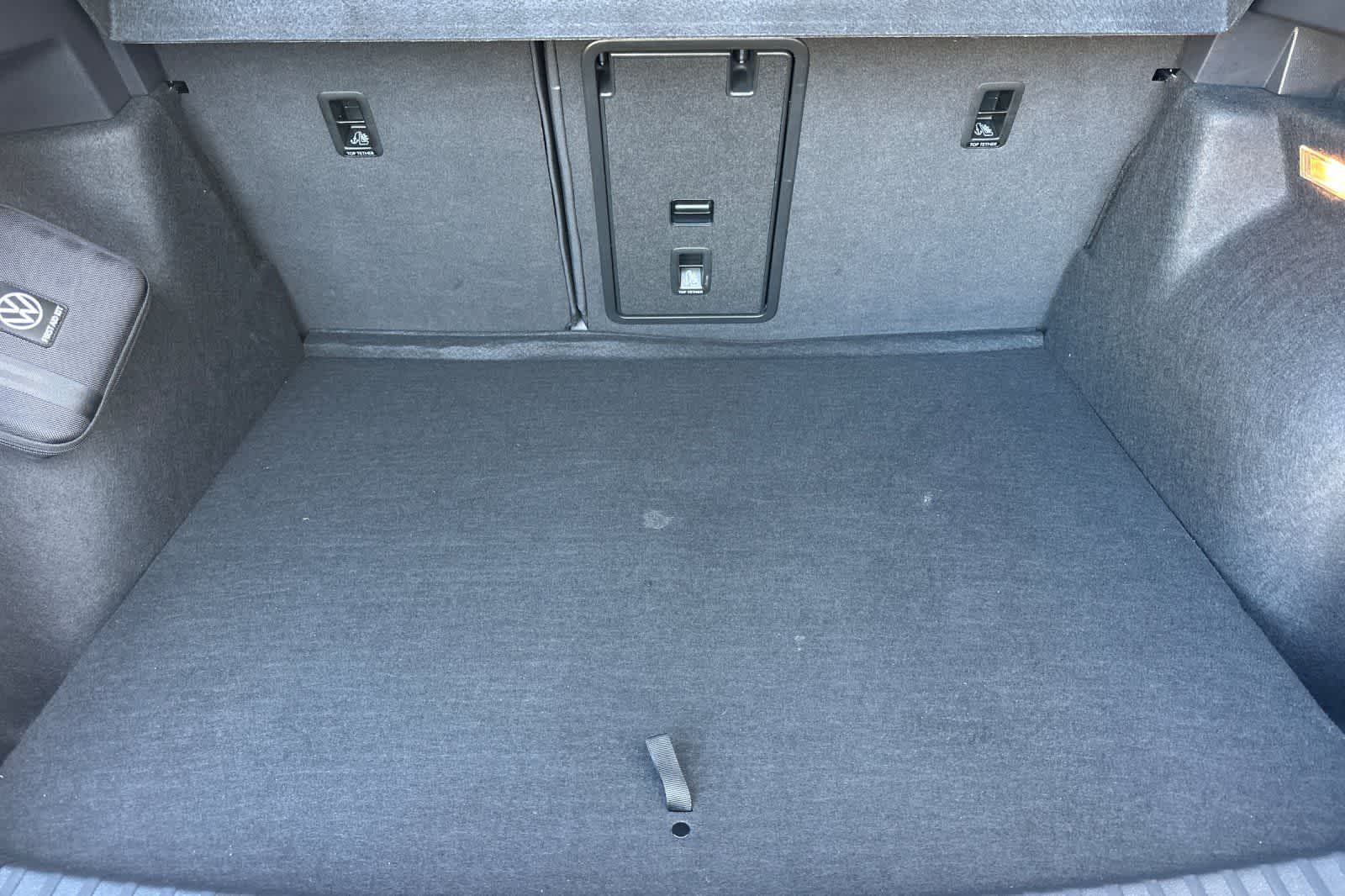 Thumbnail: 2023 Volkswagen Taos - 18