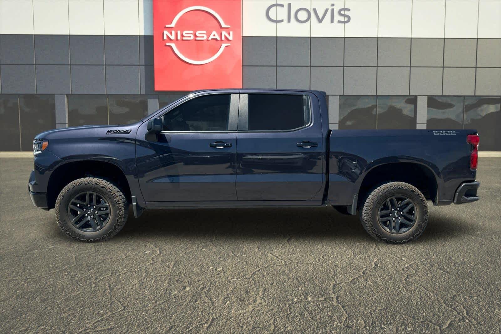 Thumbnail: 2024 Chevrolet Silverado 1500 - 6