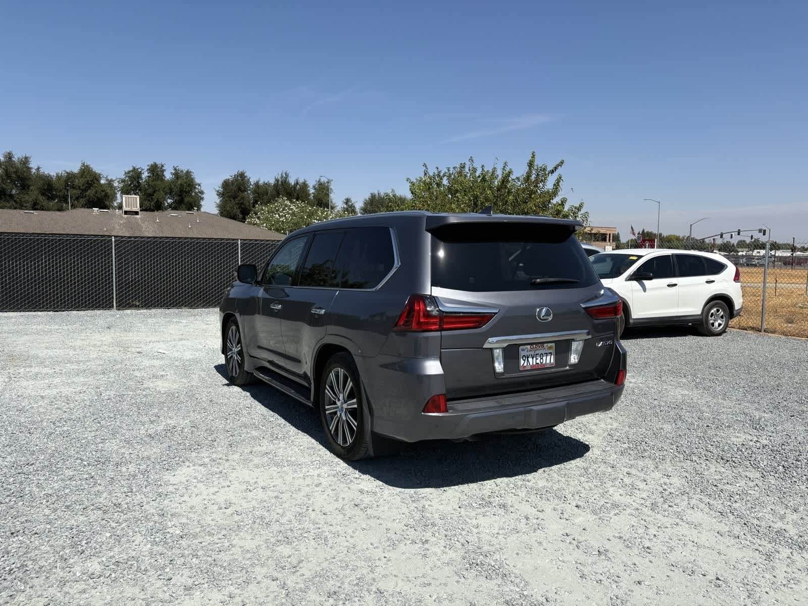 Thumbnail: 2016 Lexus LX - 4