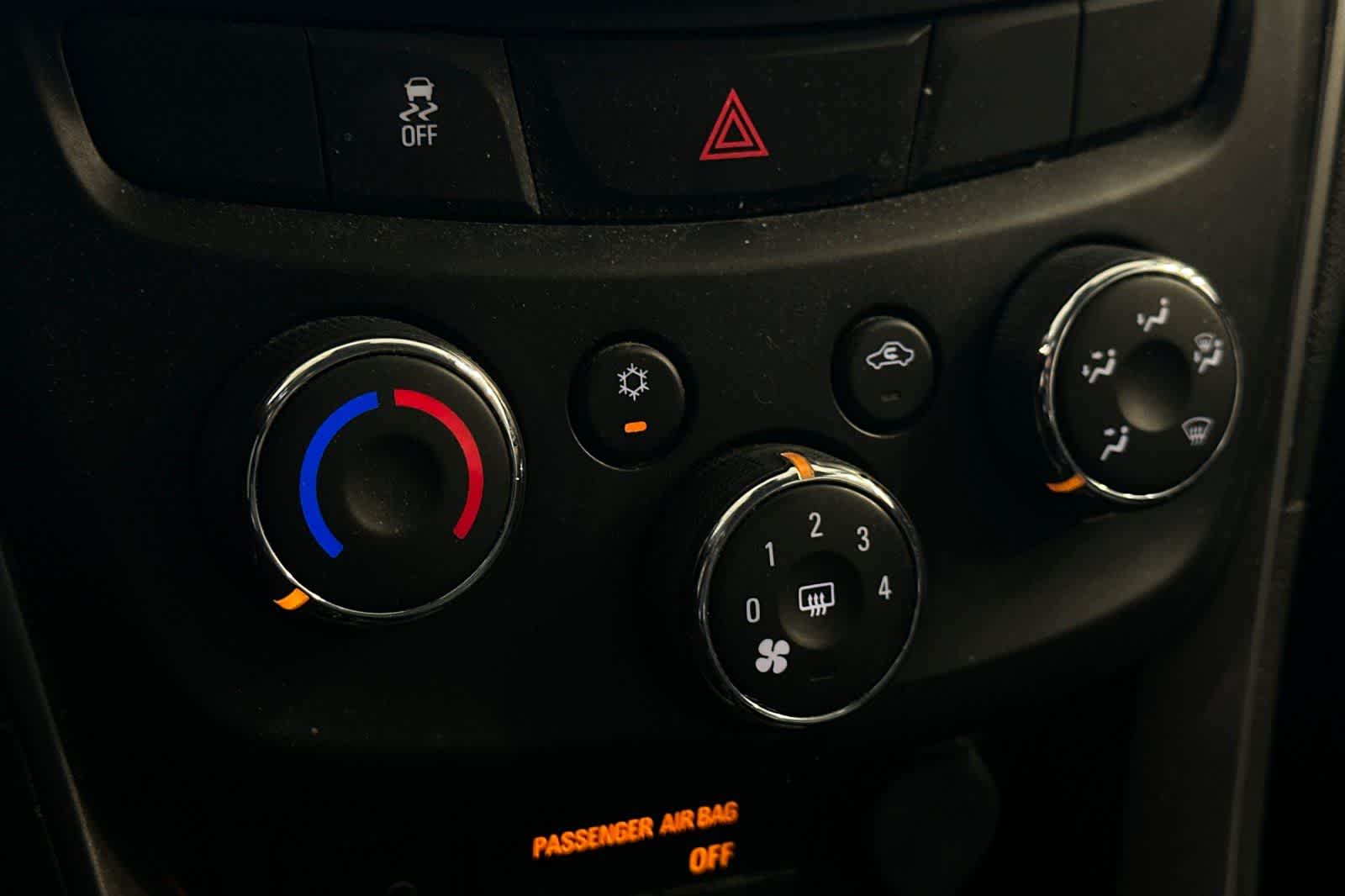 Thumbnail: 2017 Chevrolet Trax - 22