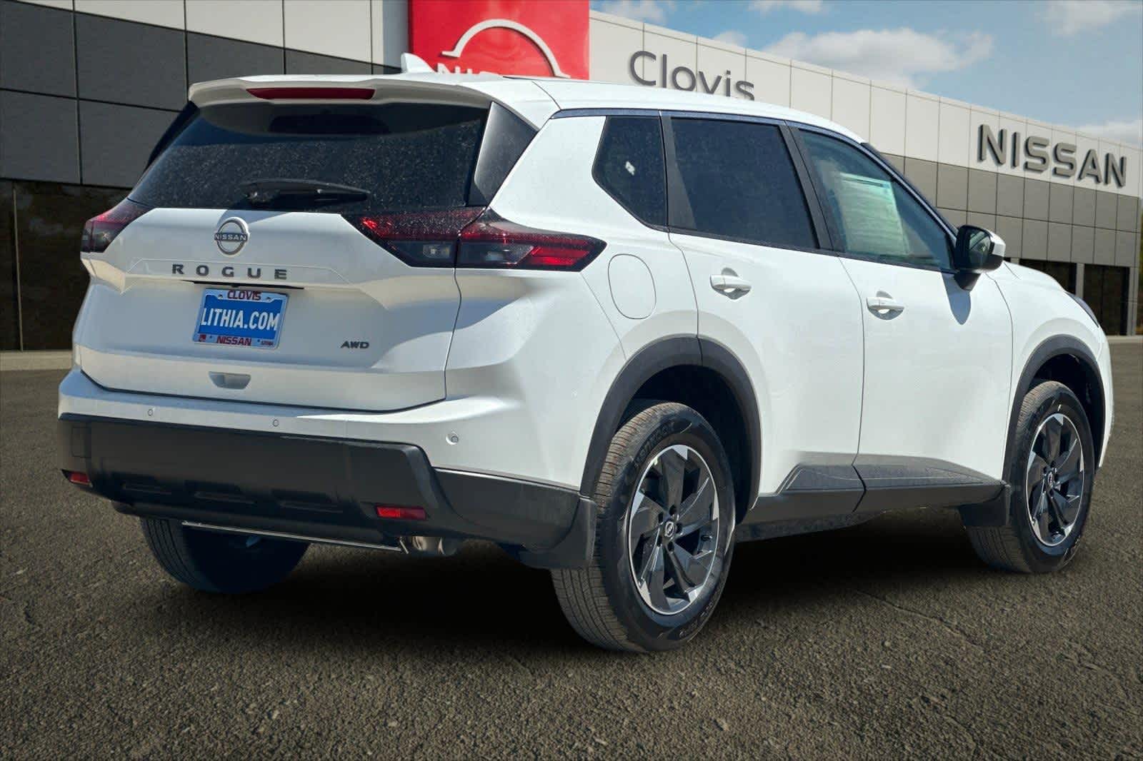 Thumbnail: 2026 Nissan Rogue - 3