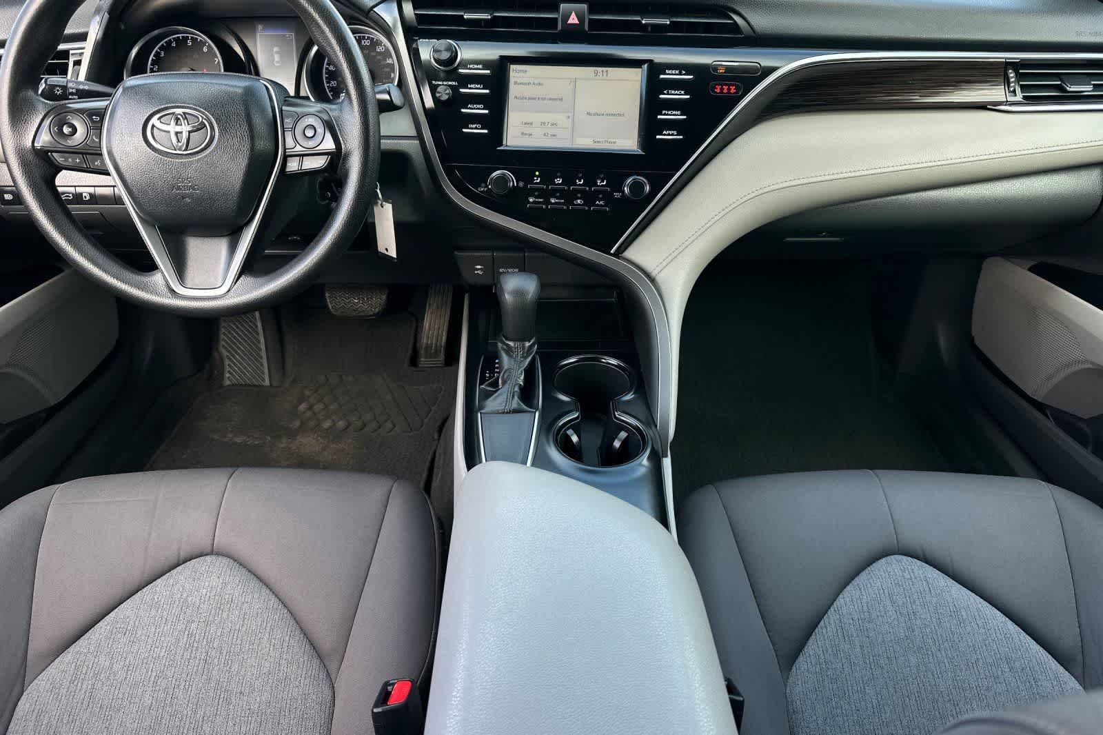 Thumbnail: 2018 Toyota Camry - 4