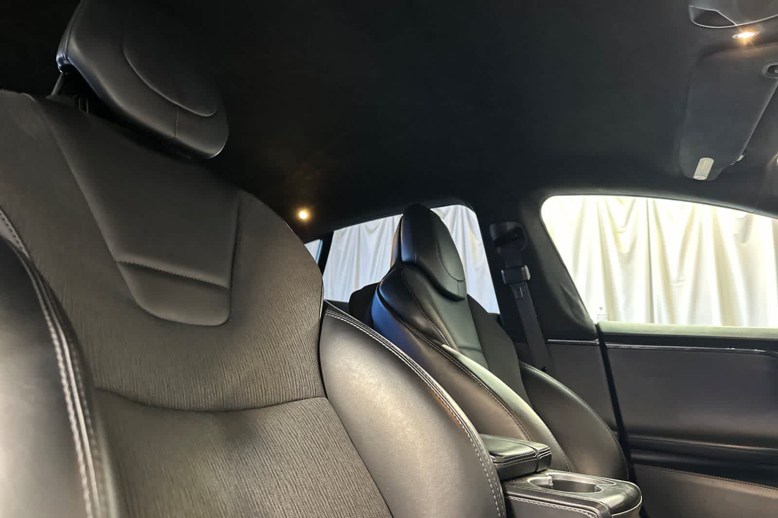 Thumbnail: 2016 Tesla Model S - 18