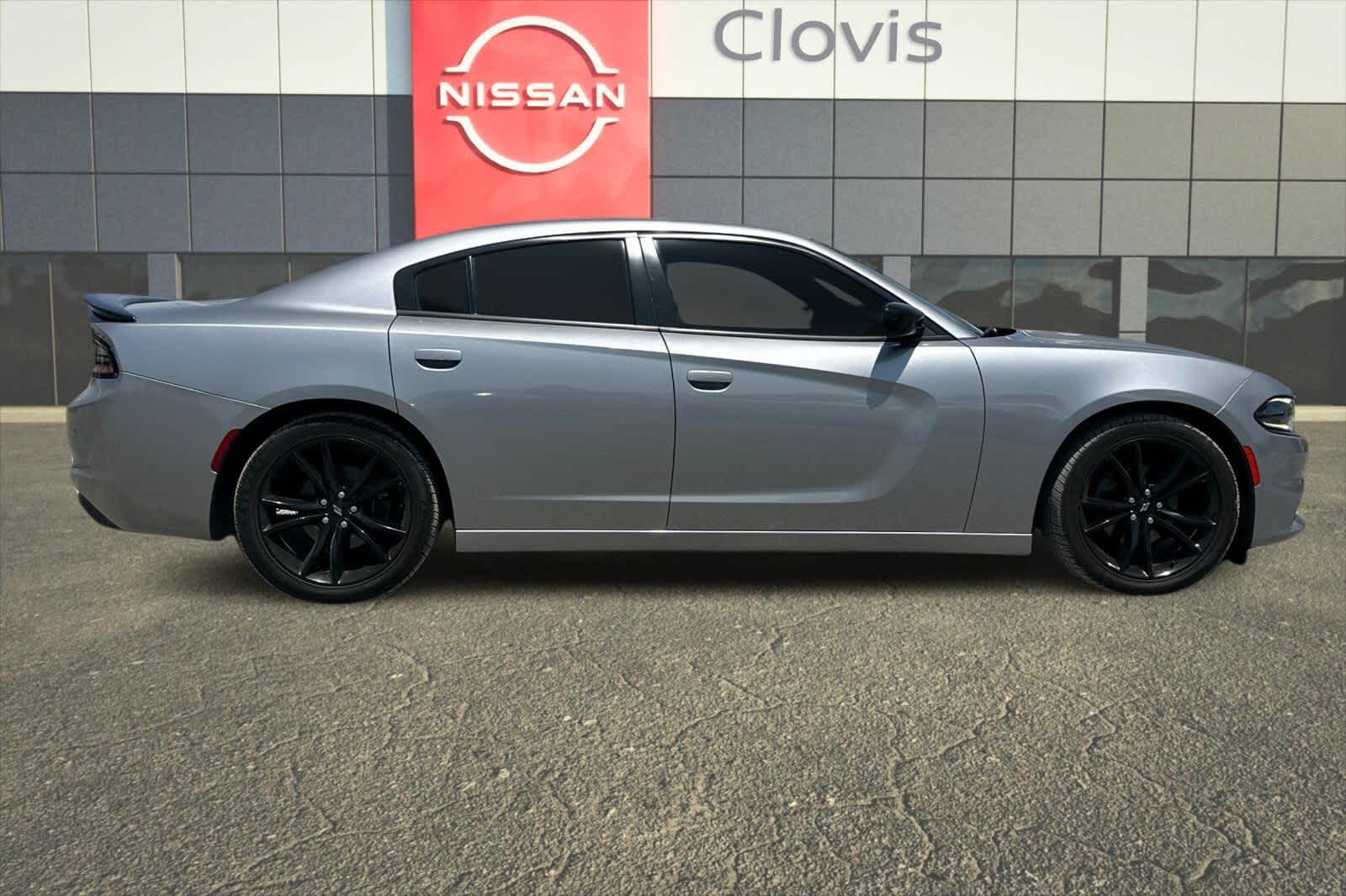 Thumbnail: 2018 Dodge Charger - 9
