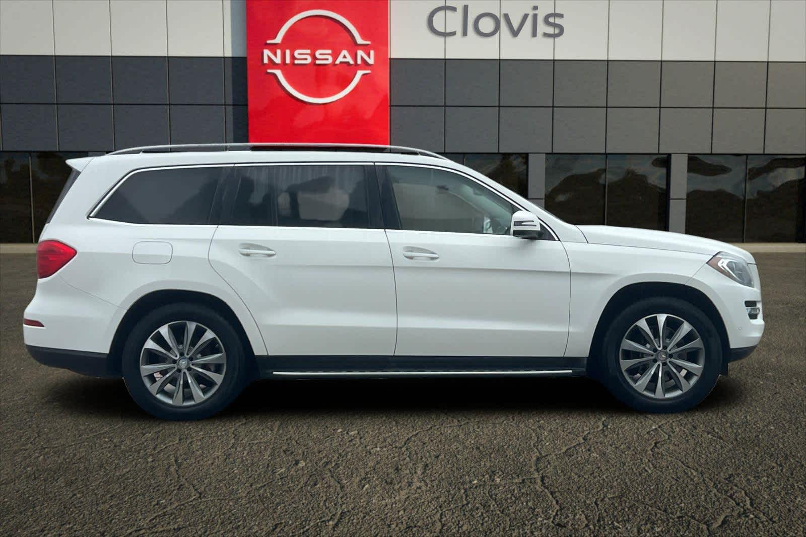 Thumbnail: 2016 Mercedes-Benz GL-Class - 9