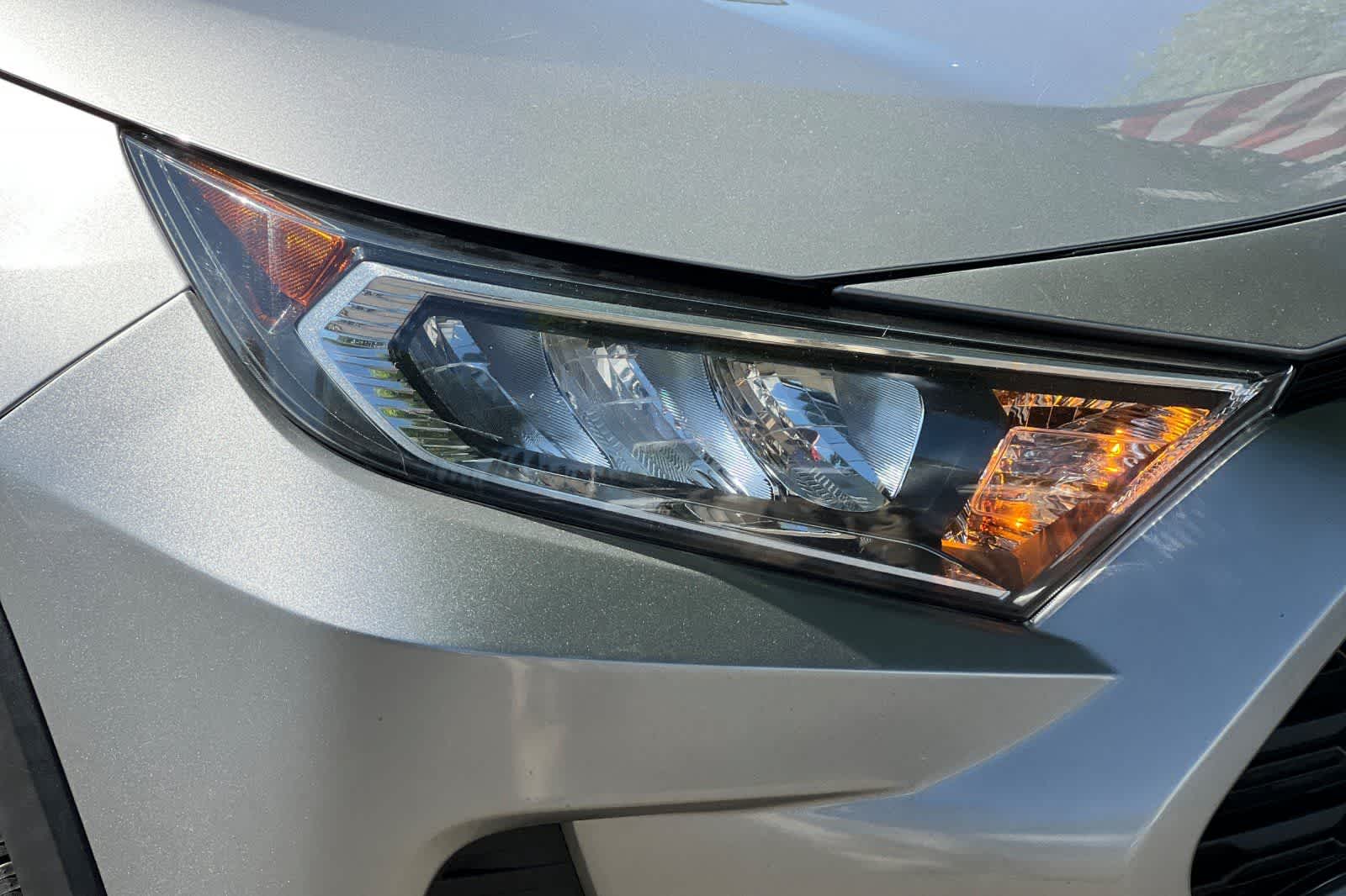 Thumbnail: 2020 Toyota RAV4 - 34