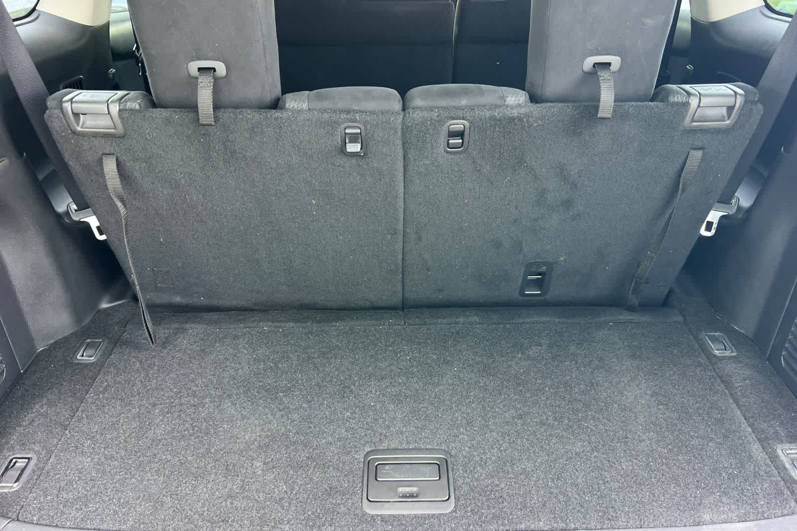 Thumbnail: 2015 Nissan Pathfinder - 18