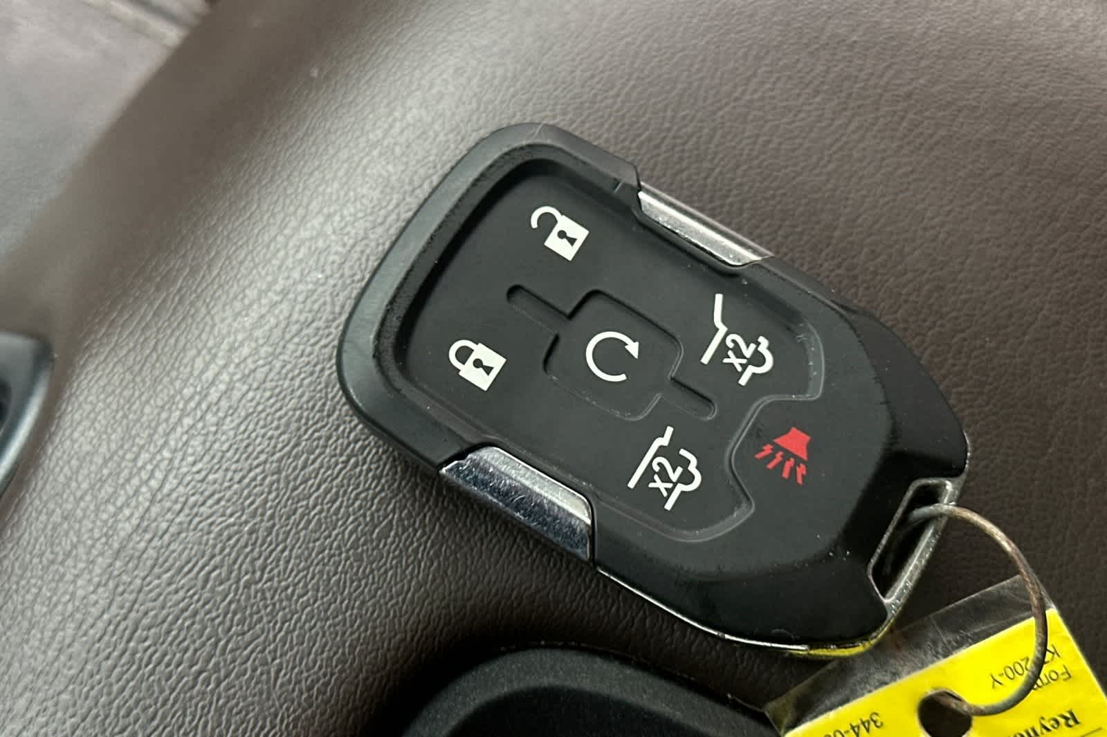 Thumbnail: 2016 Chevrolet Suburban - 29