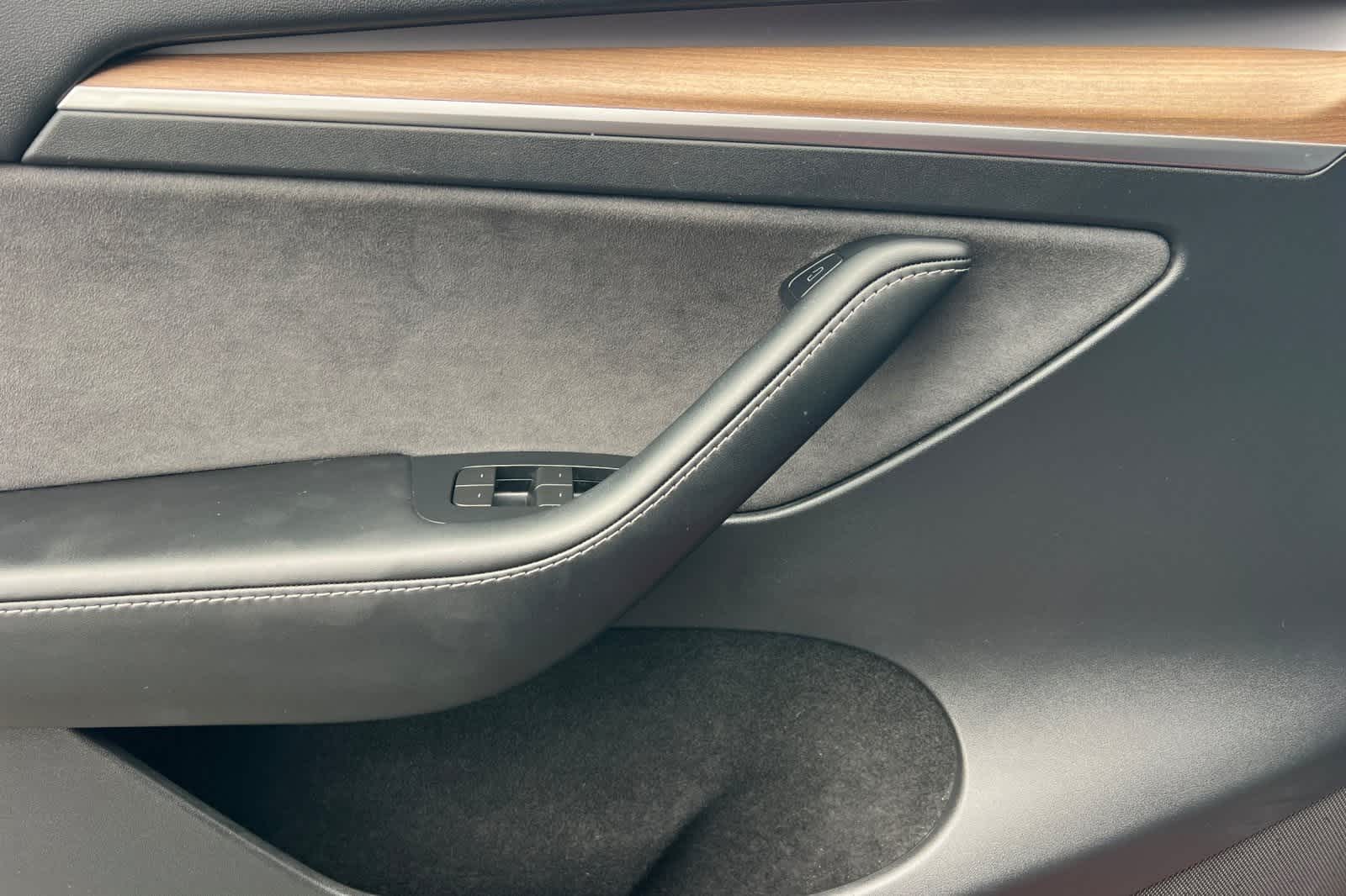 Thumbnail: 2023 Tesla Model Y - 13