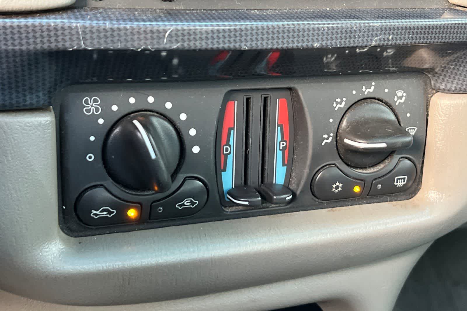 Thumbnail: 2005 Chevrolet Impala - 20