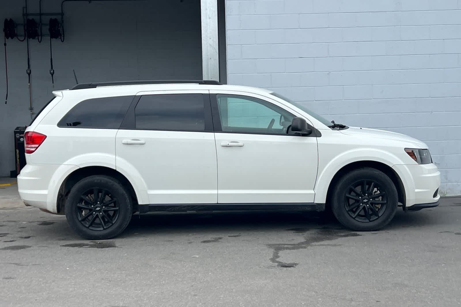Thumbnail: 2020 Dodge Journey - 9