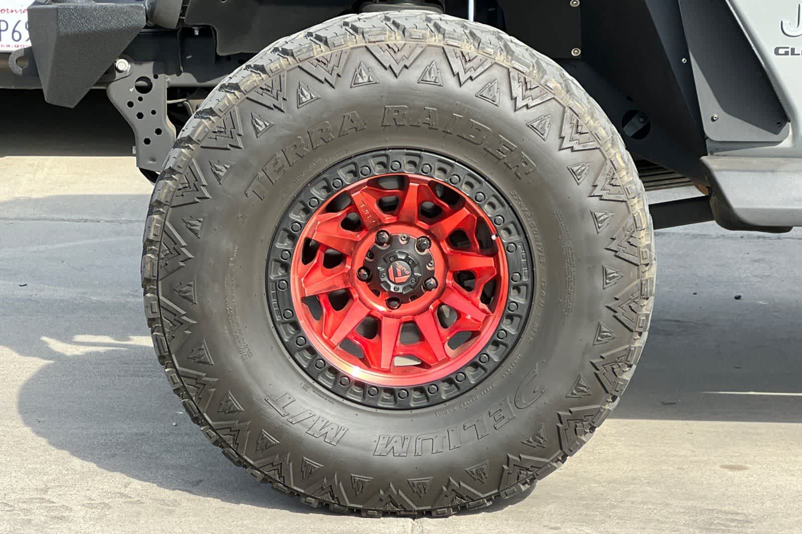 Thumbnail: 2022 Jeep Gladiator - 12