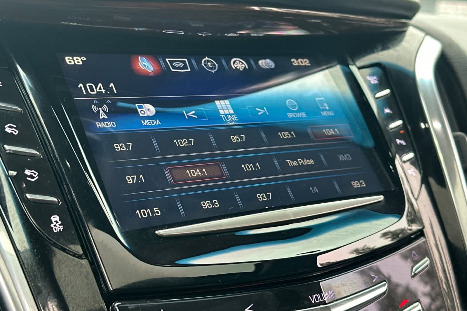 Thumbnail: 2018 Cadillac Escalade - 22