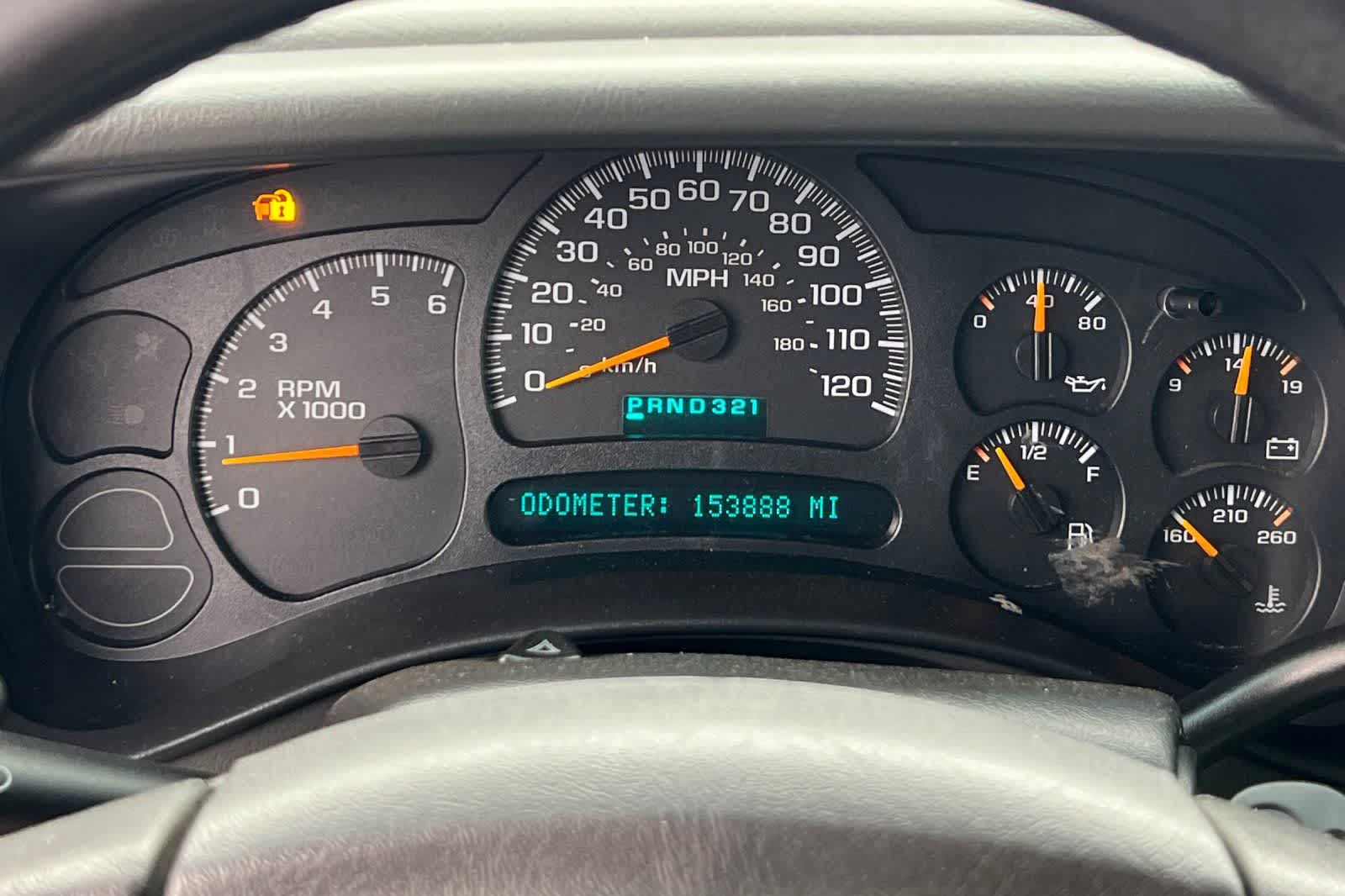 Thumbnail: 2004 Chevrolet Silverado 2500 - 23