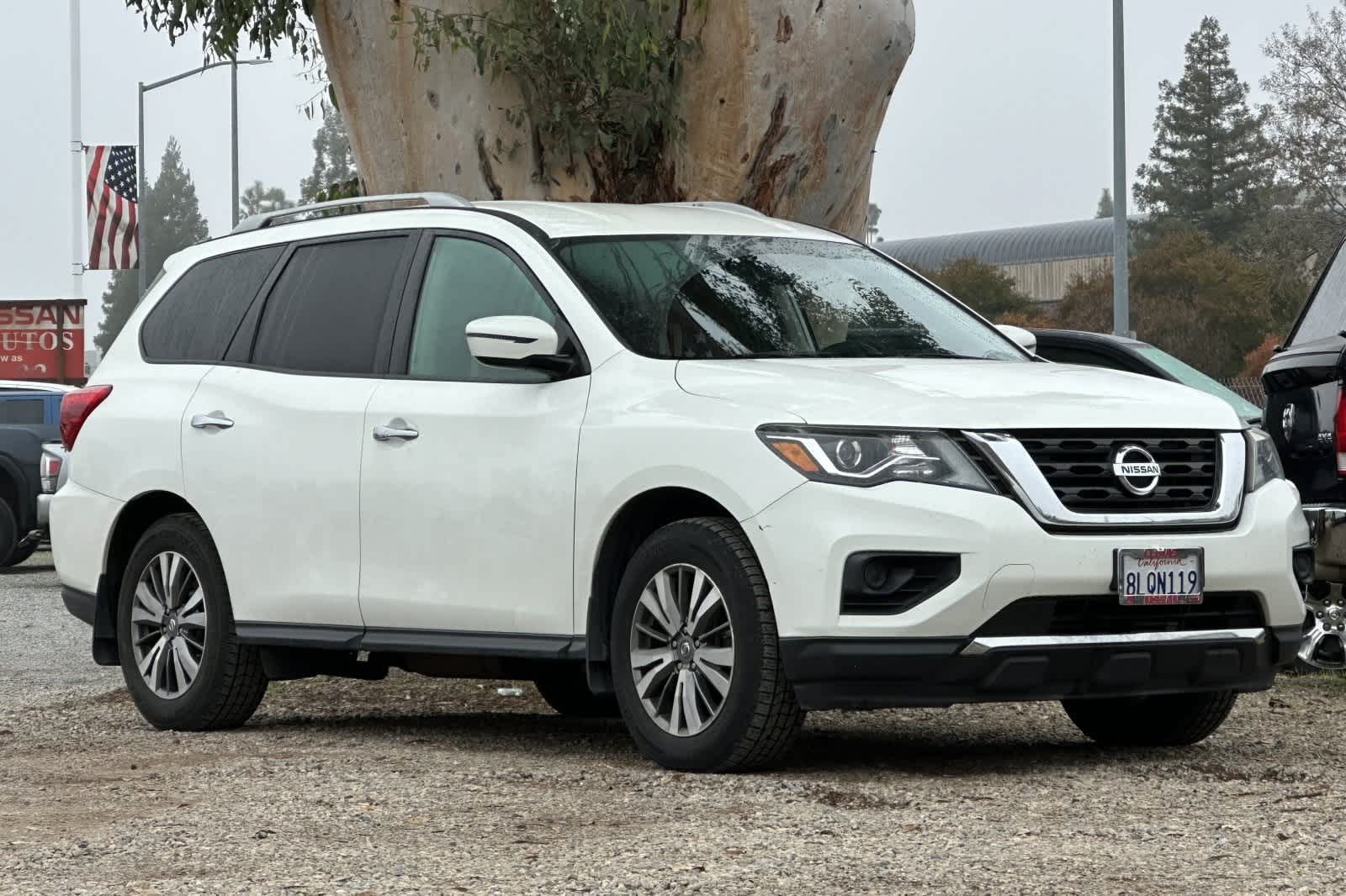 Thumbnail: 2019 Nissan Pathfinder - 10