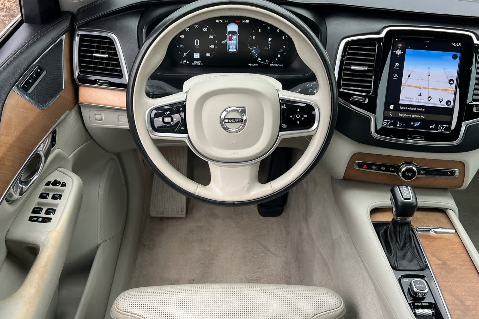 Thumbnail: 2016 Volvo XC90 - 14