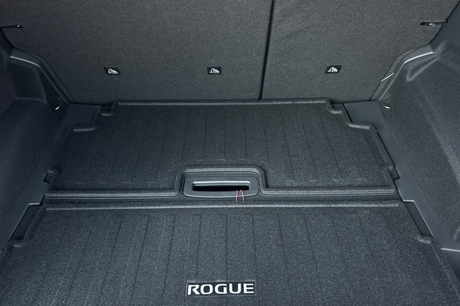 Thumbnail: 2026 Nissan Rogue - 18