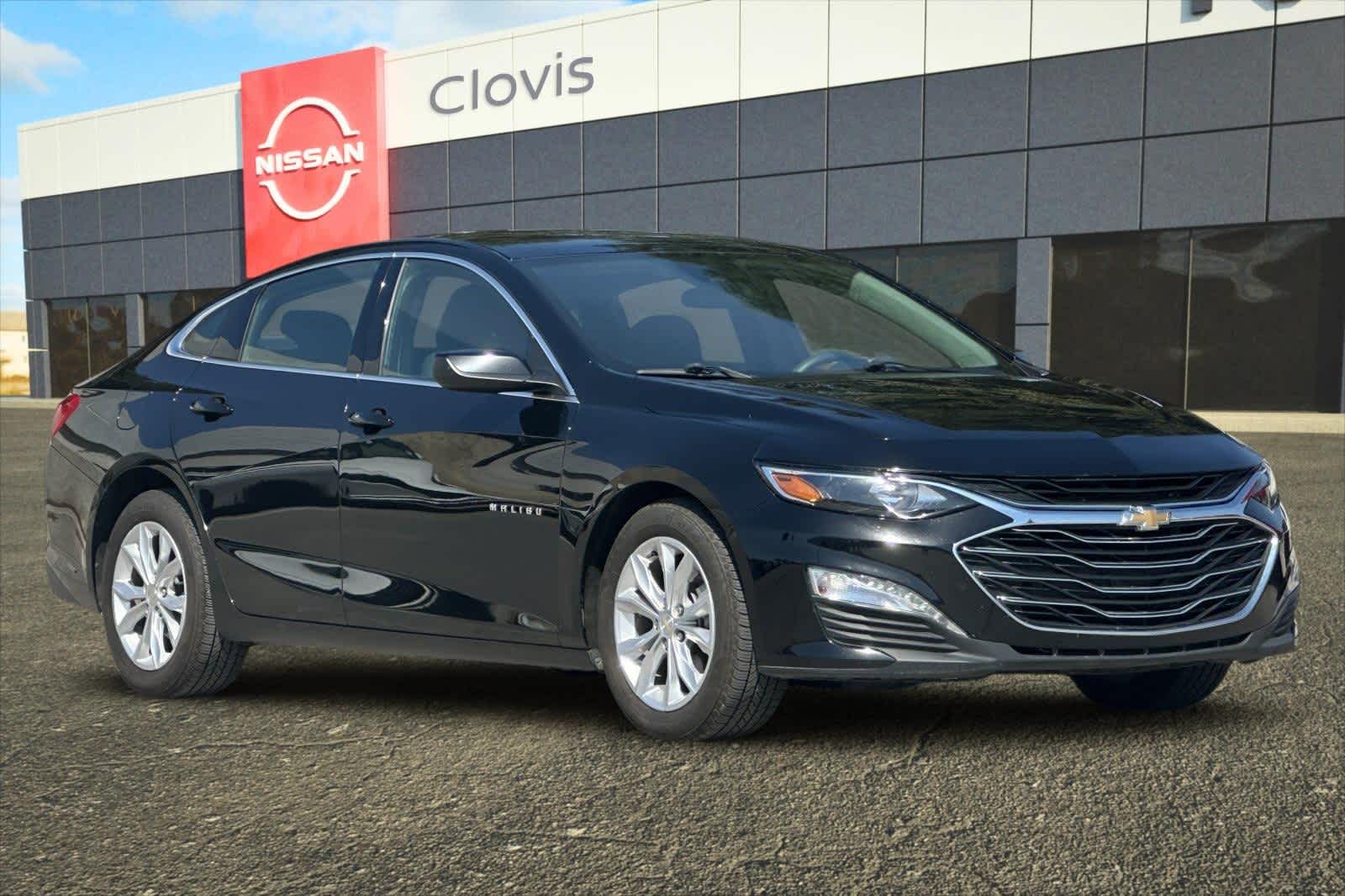 Thumbnail: 2023 Chevrolet Malibu - 10