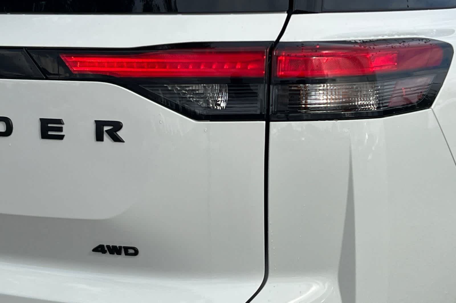 Thumbnail: 2025 Nissan Pathfinder - 32