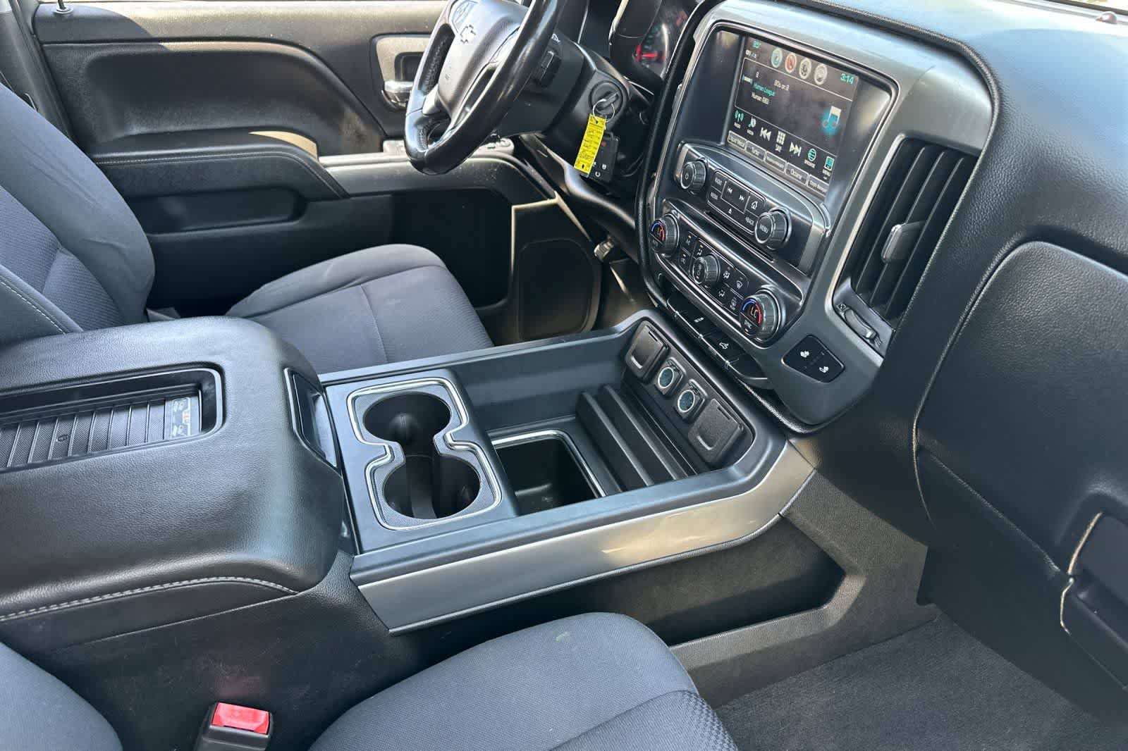 Thumbnail: 2018 Chevrolet Silverado 1500 - 16