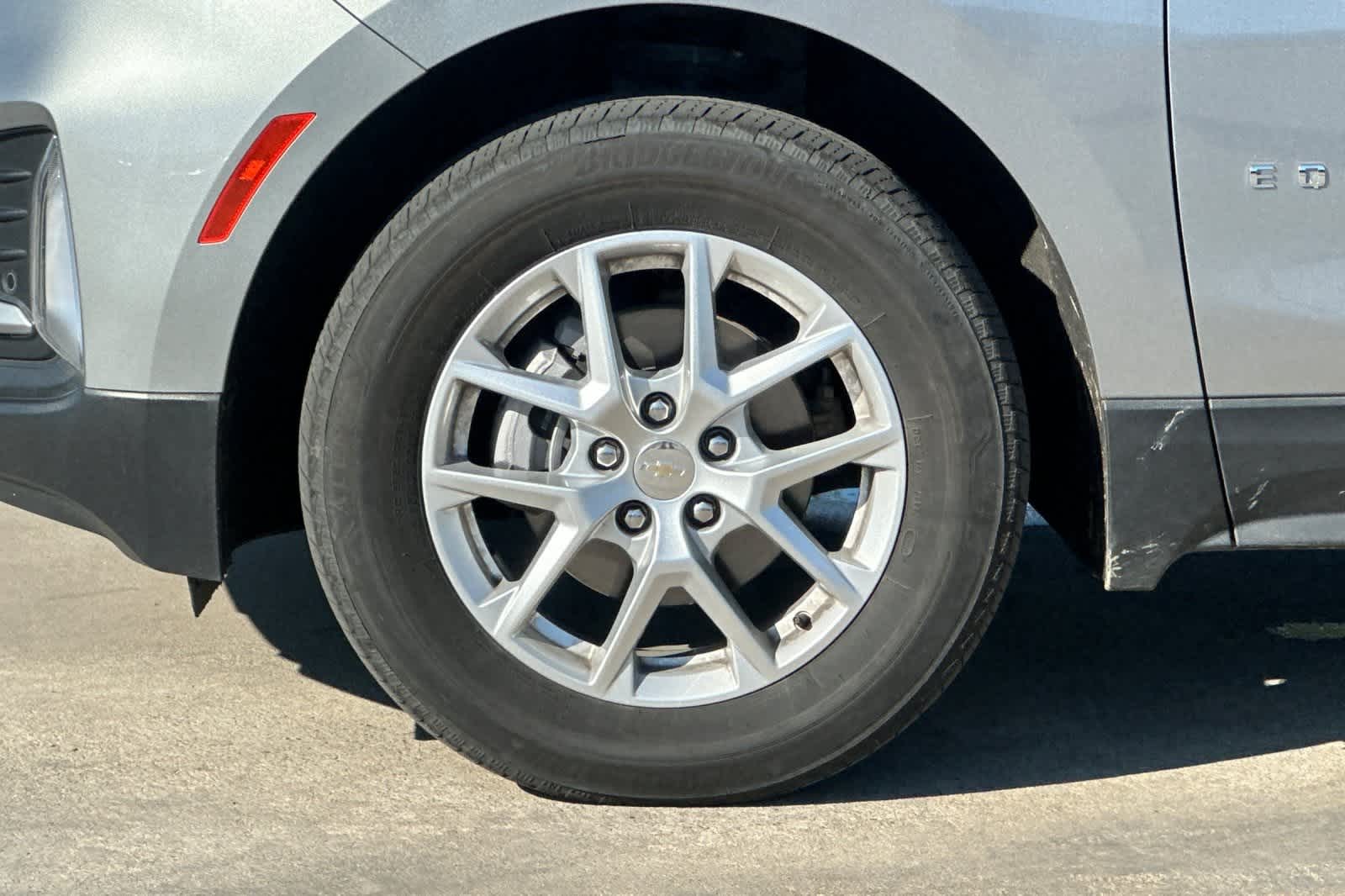 Thumbnail: 2024 Chevrolet Equinox - 12