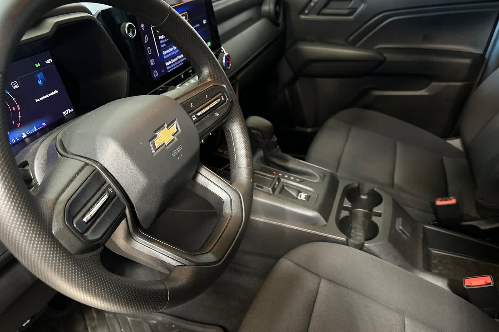 Thumbnail: 2024 Chevrolet Colorado - 14