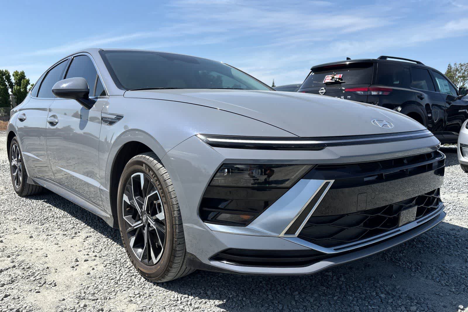 Thumbnail: 2024 Hyundai Sonata - 10