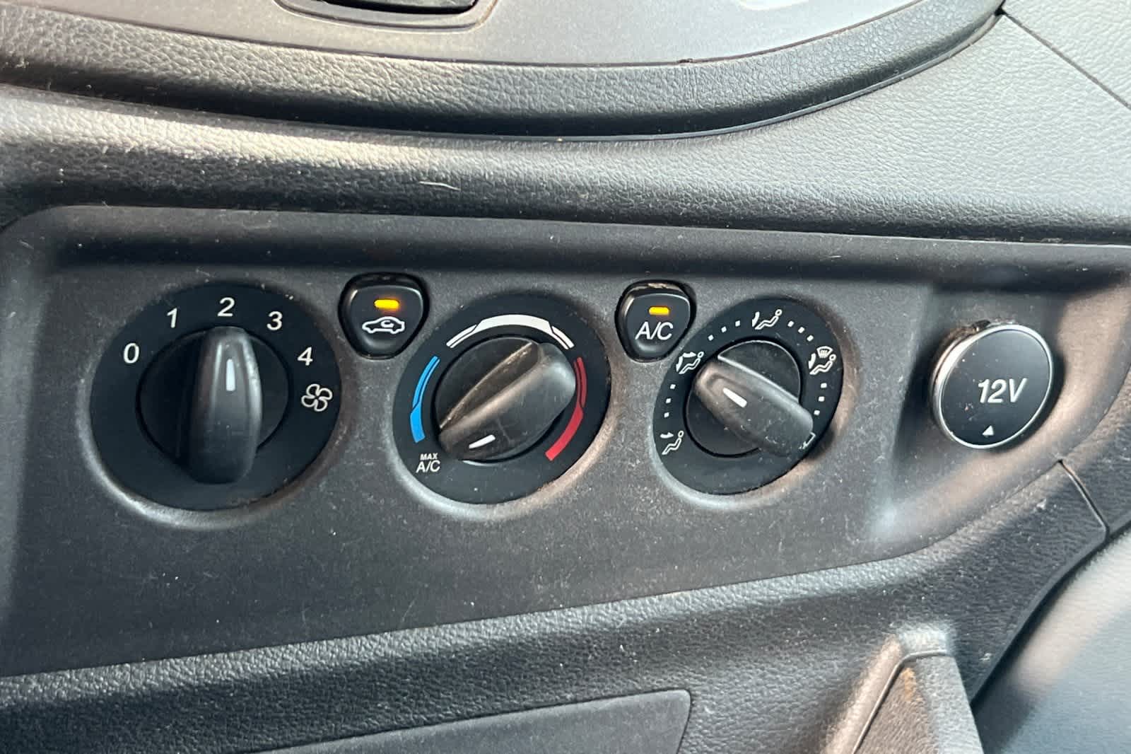 Thumbnail: 2019 Ford Transit Series - 22