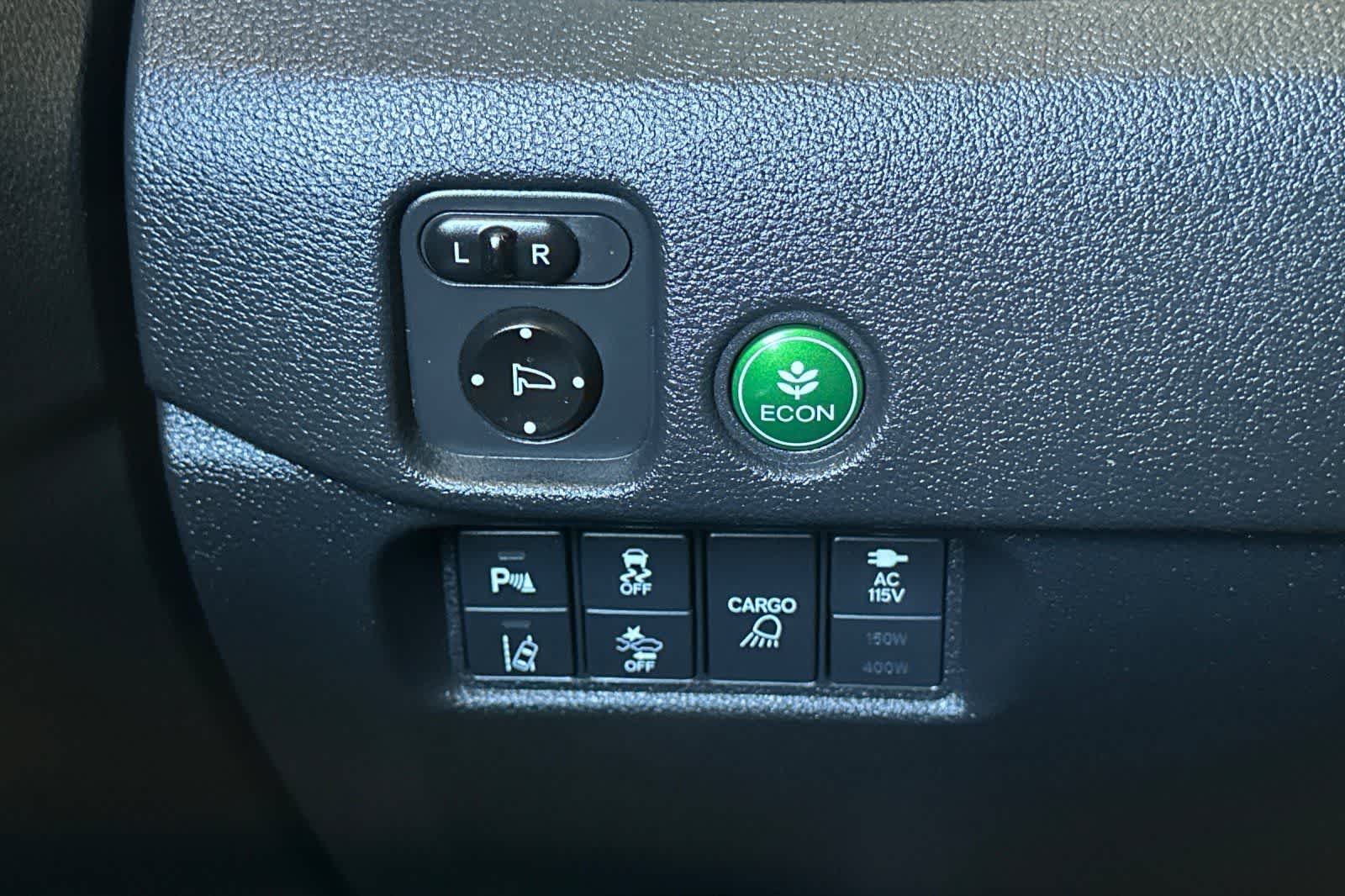 Thumbnail: 2020 Honda Ridgeline - 30