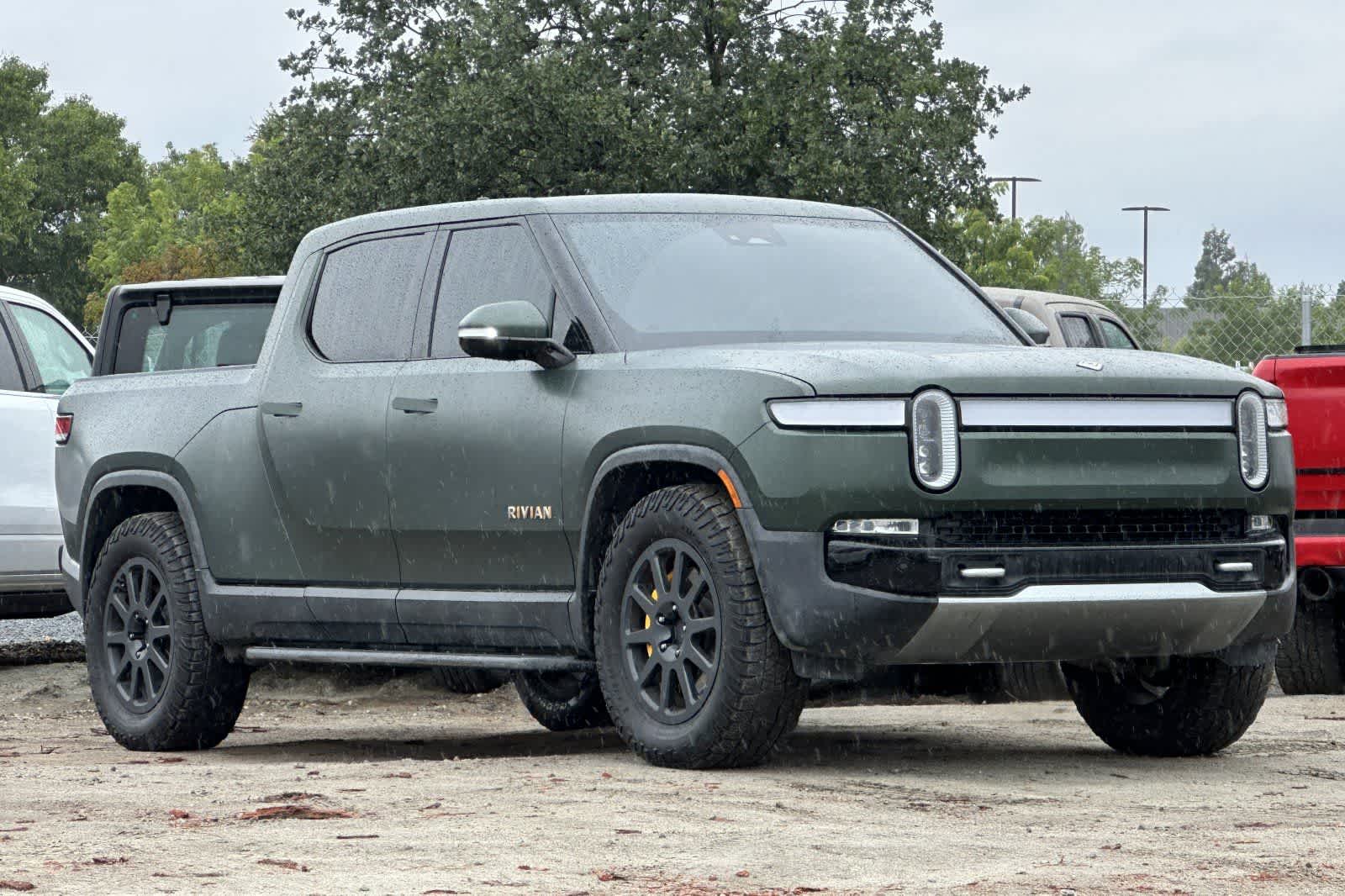 Thumbnail: 2022 Rivian R1T - 10