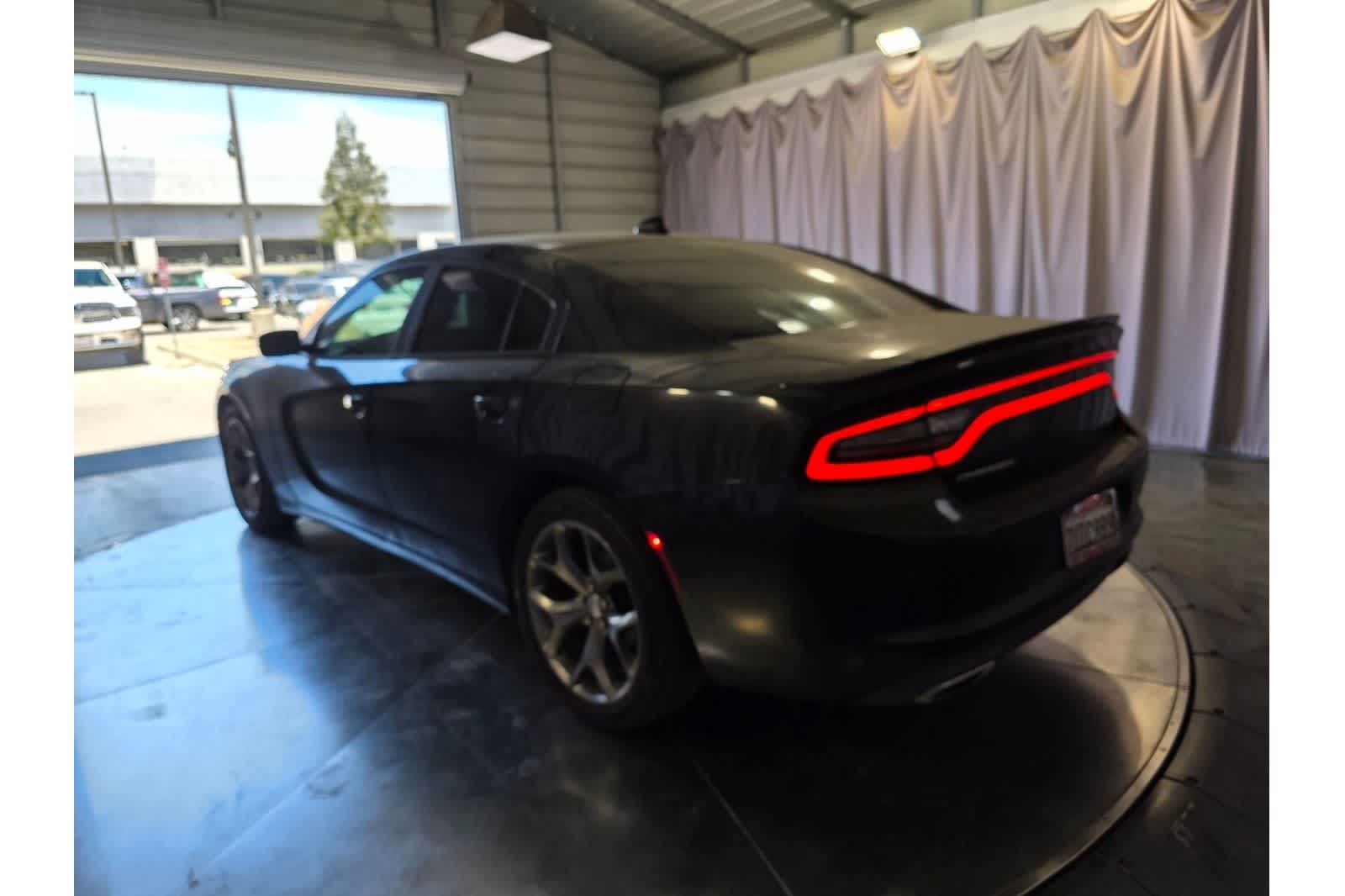 Thumbnail: 2016 Dodge Charger - 8