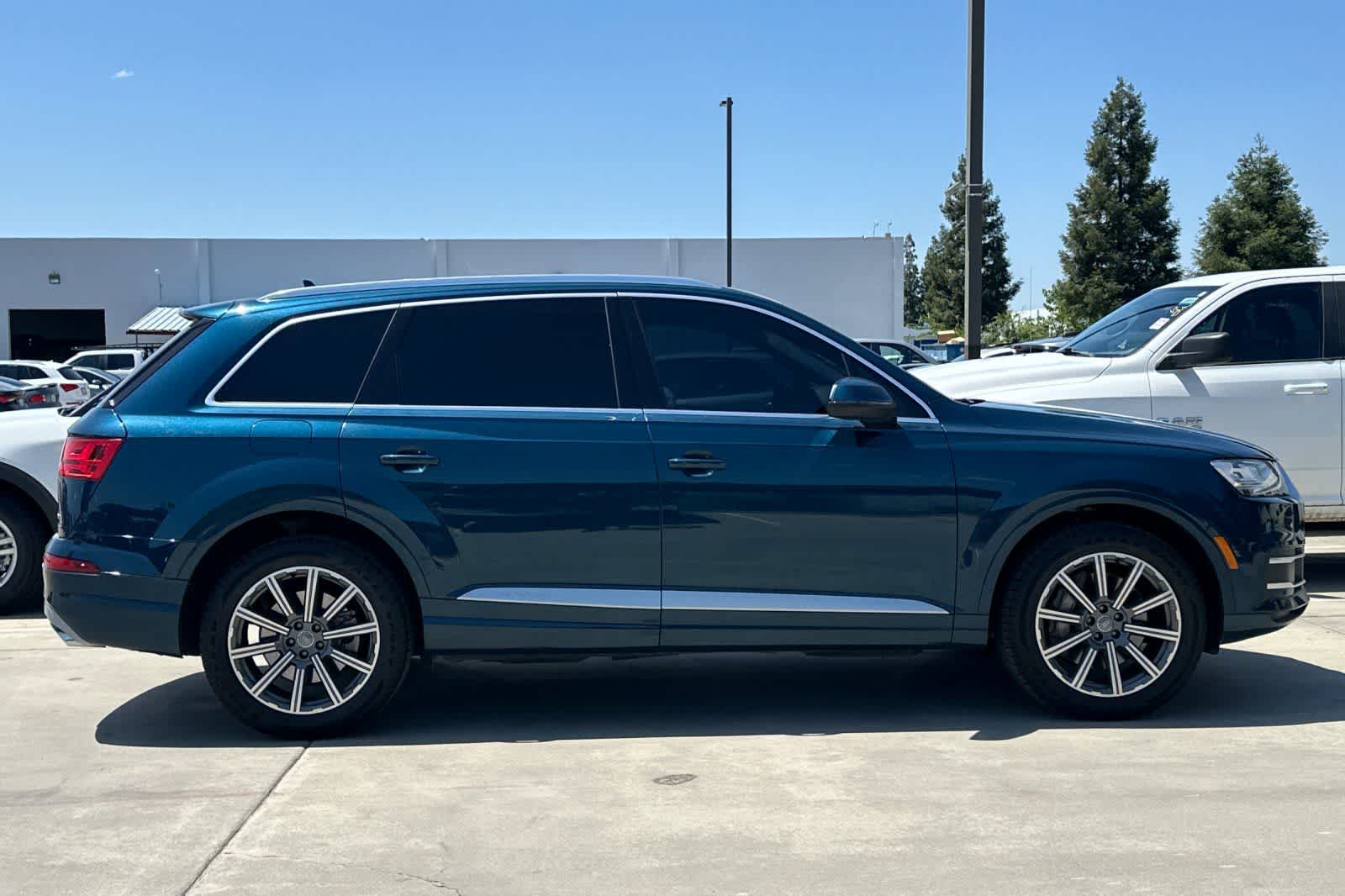 Thumbnail: 2018 Audi Q7 - 9