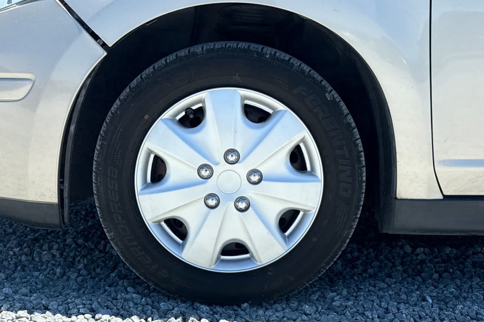 Thumbnail: 2009 Nissan Versa - 12