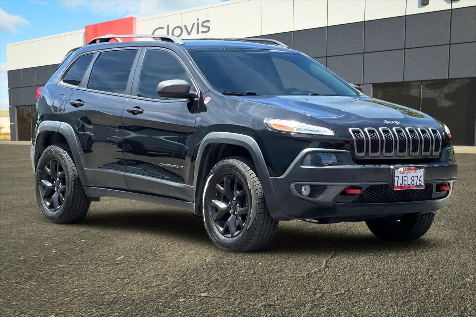 Thumbnail: 2015 Jeep Cherokee - 10