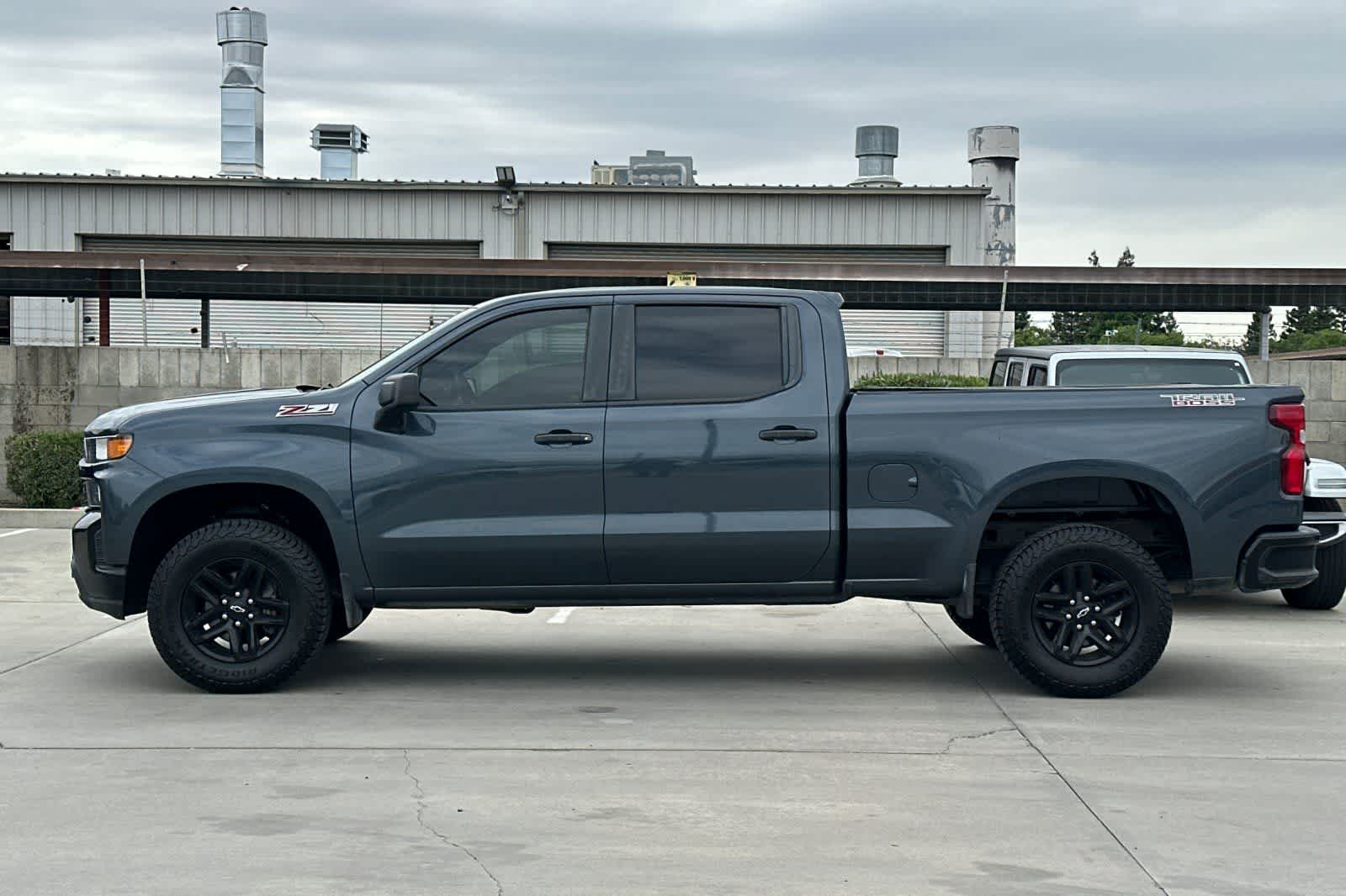 Thumbnail: 2019 Chevrolet Silverado 1500 - 6