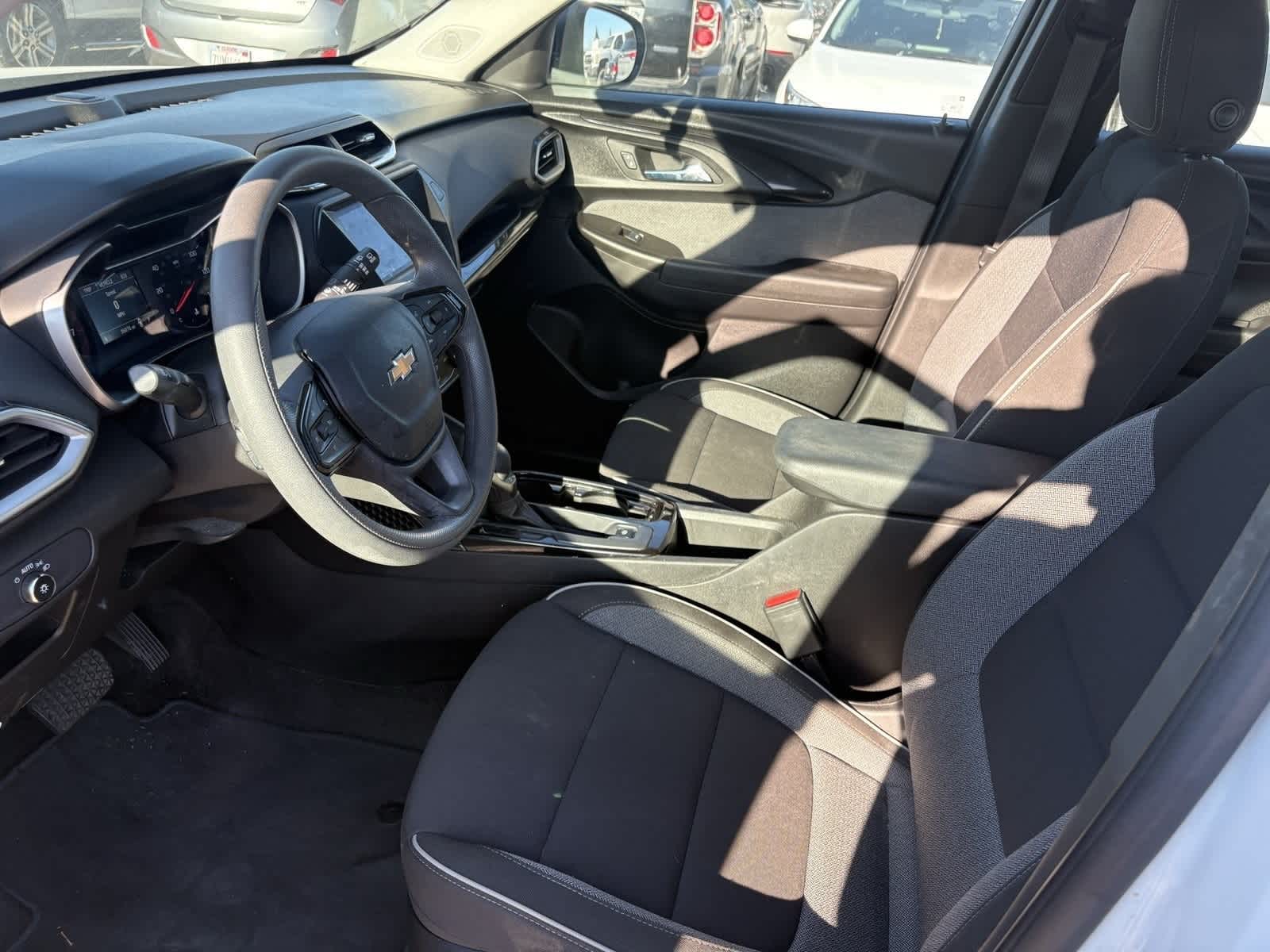 Thumbnail: 2023 Chevrolet TrailBlazer - 12