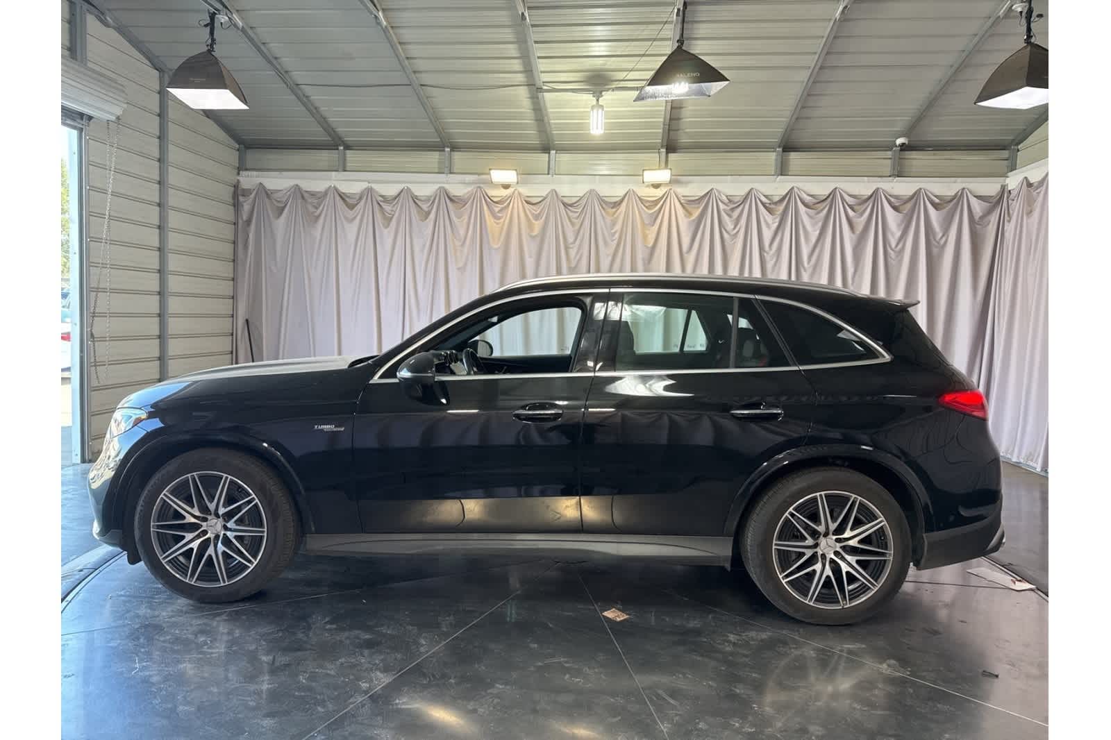 Thumbnail: 2025 Mercedes-Benz GLC - 3