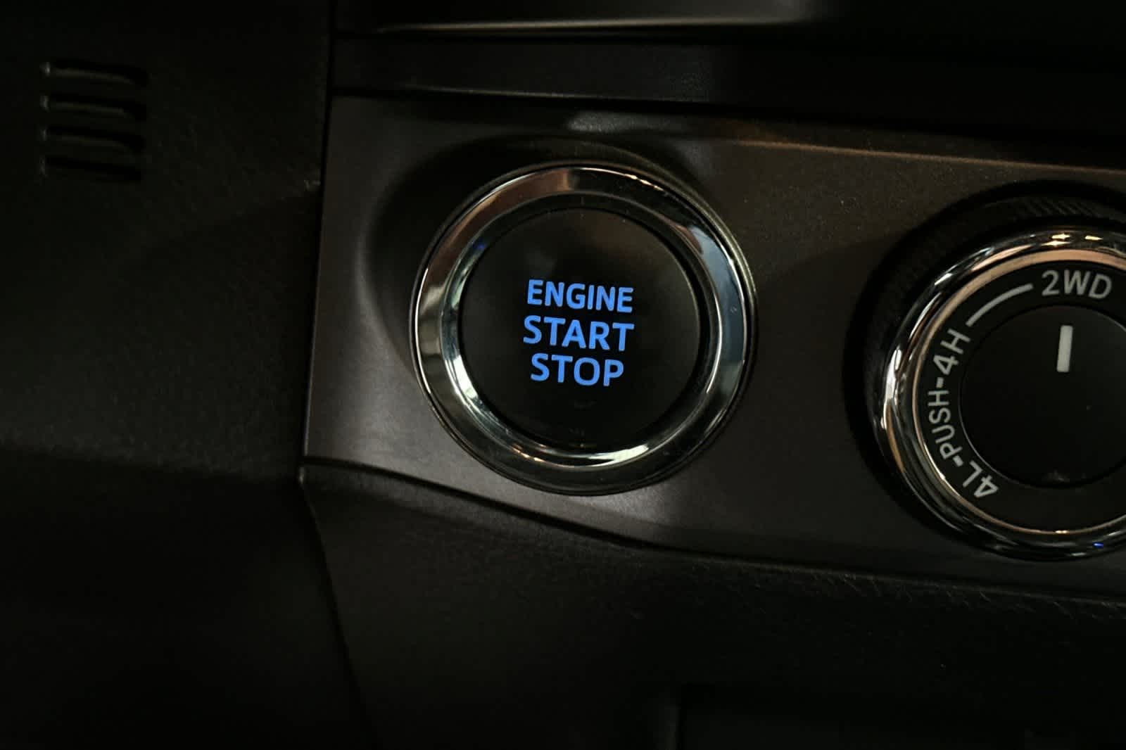 Thumbnail: 2022 Toyota Tacoma - 24