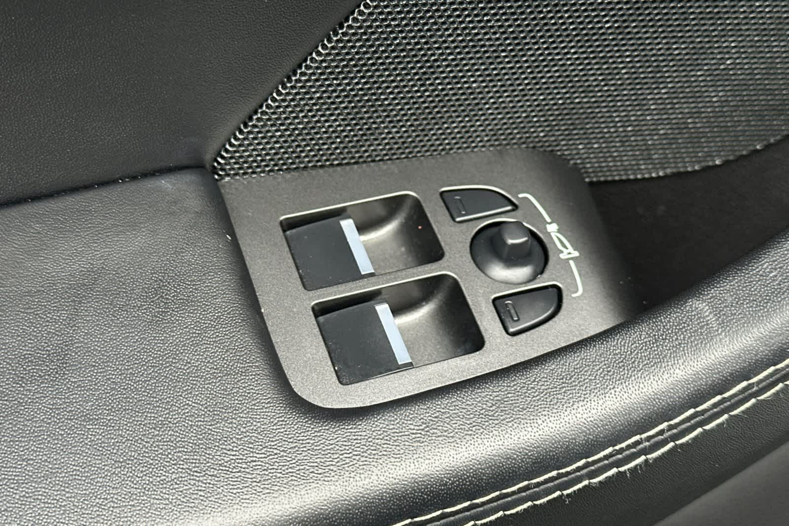 Thumbnail: 2018 Jaguar F-Type - 13