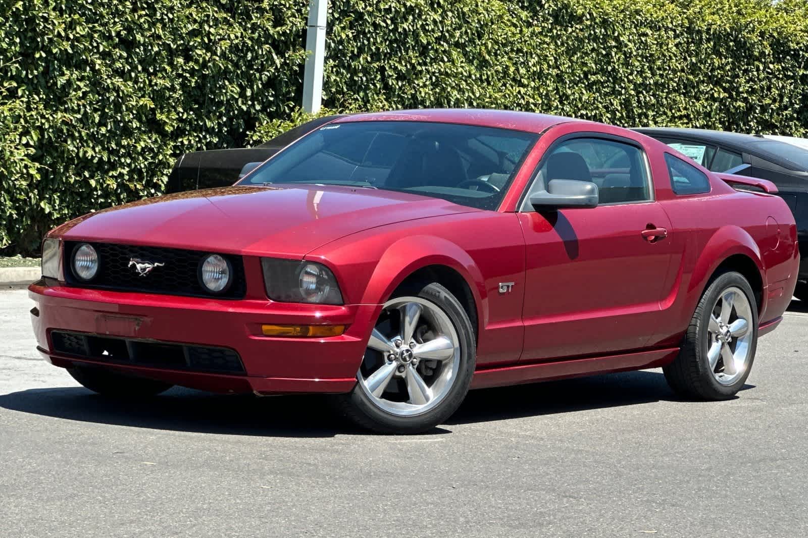 2006 Ford Mustang  26