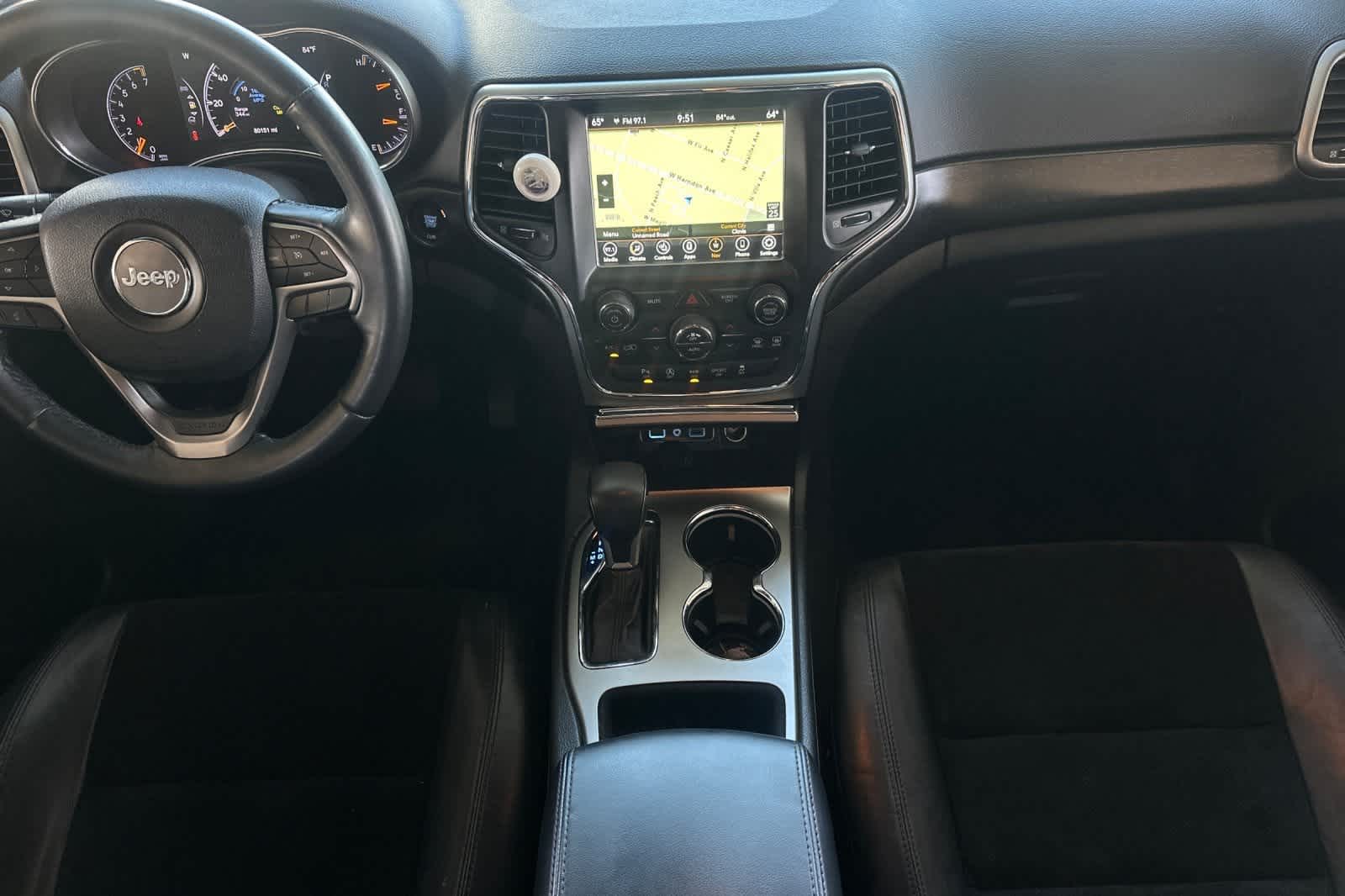 Thumbnail: 2018 Jeep Grand Cherokee - 4