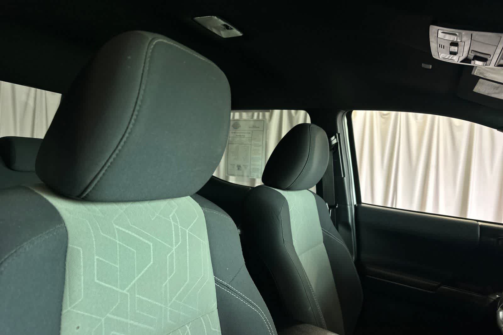 Thumbnail: 2020 Toyota Tacoma - 19