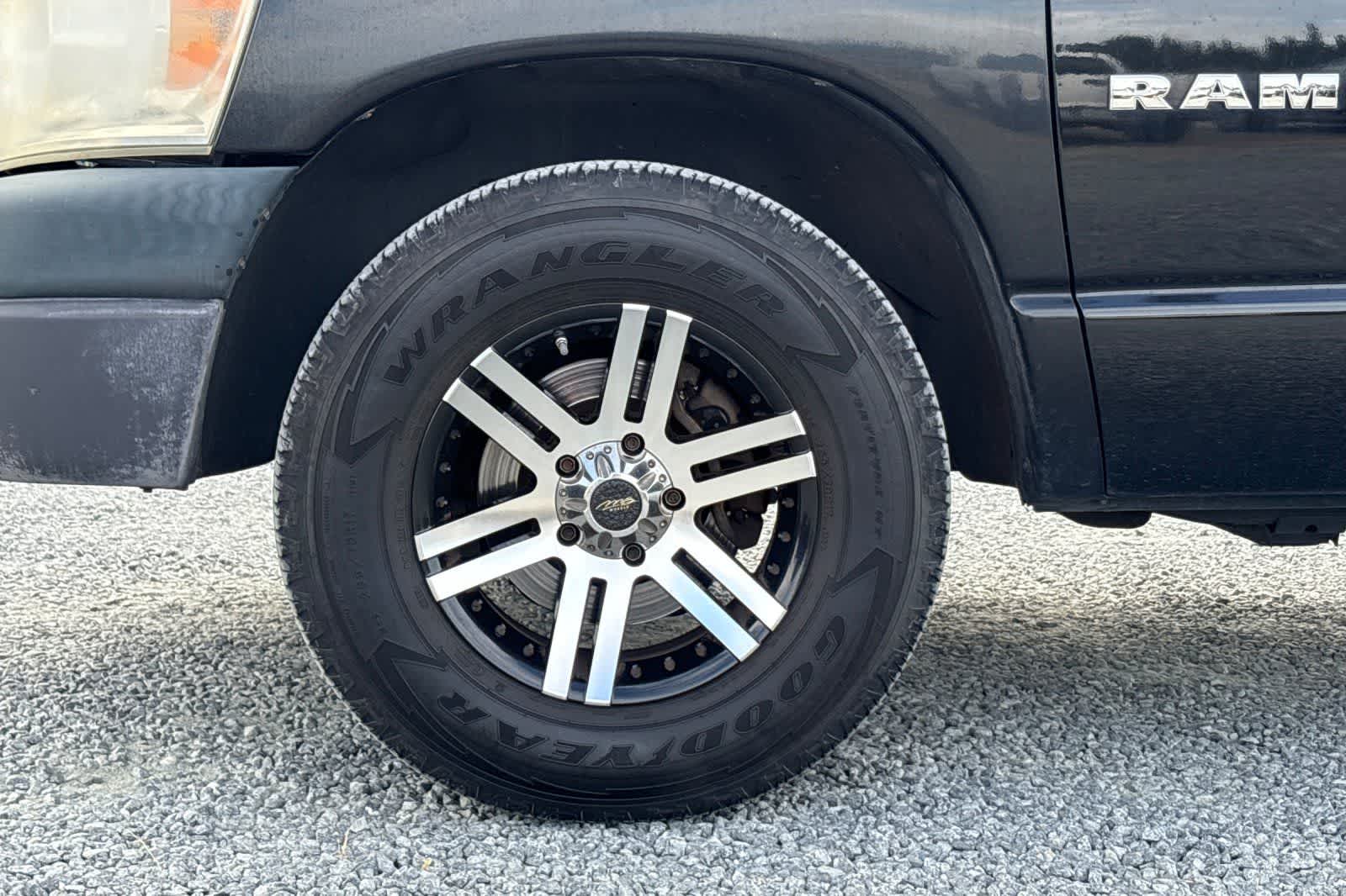 Thumbnail: 2008 Dodge Ram 1500 - 11