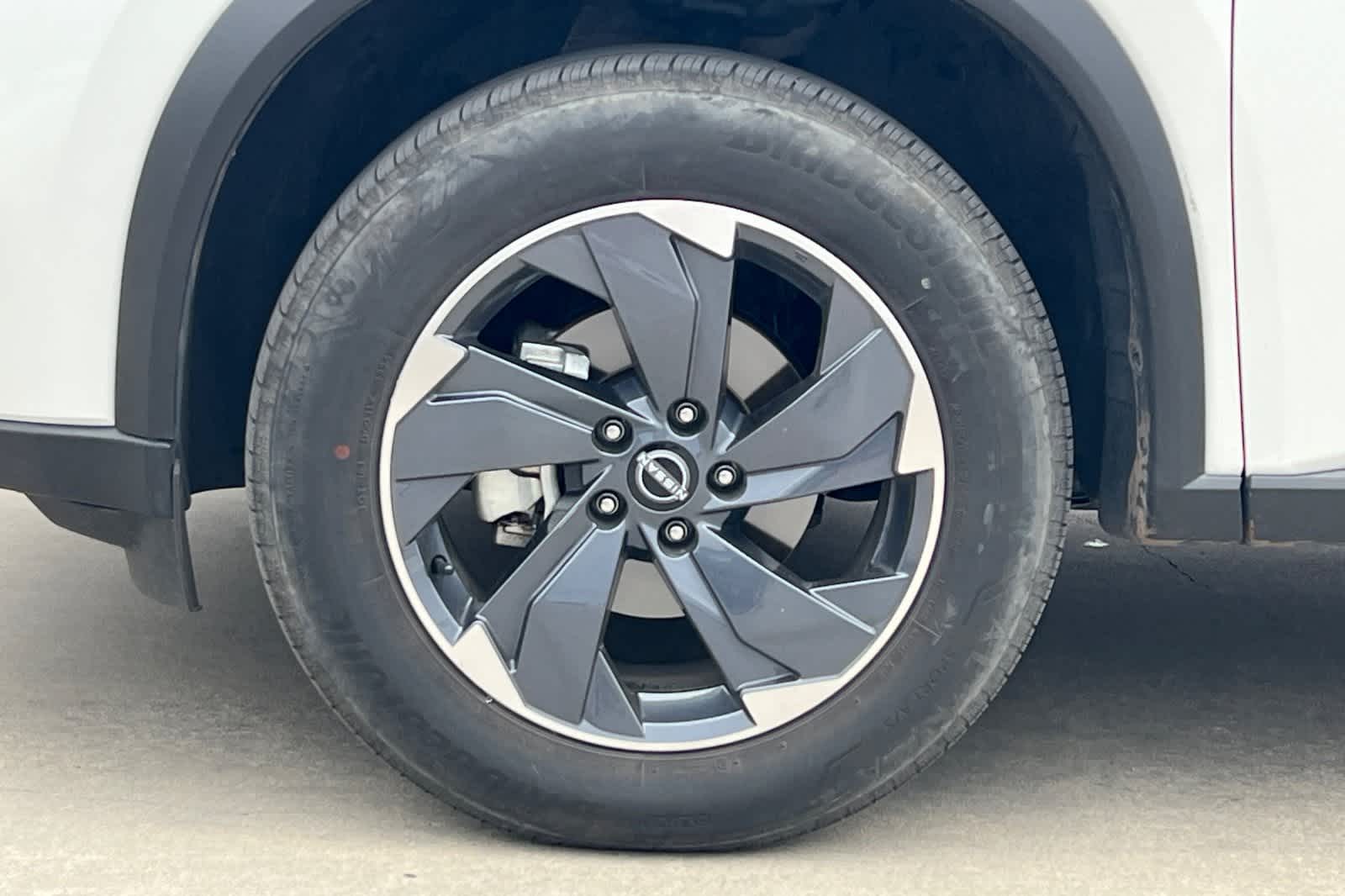 Thumbnail: 2025 Nissan Rogue - 12