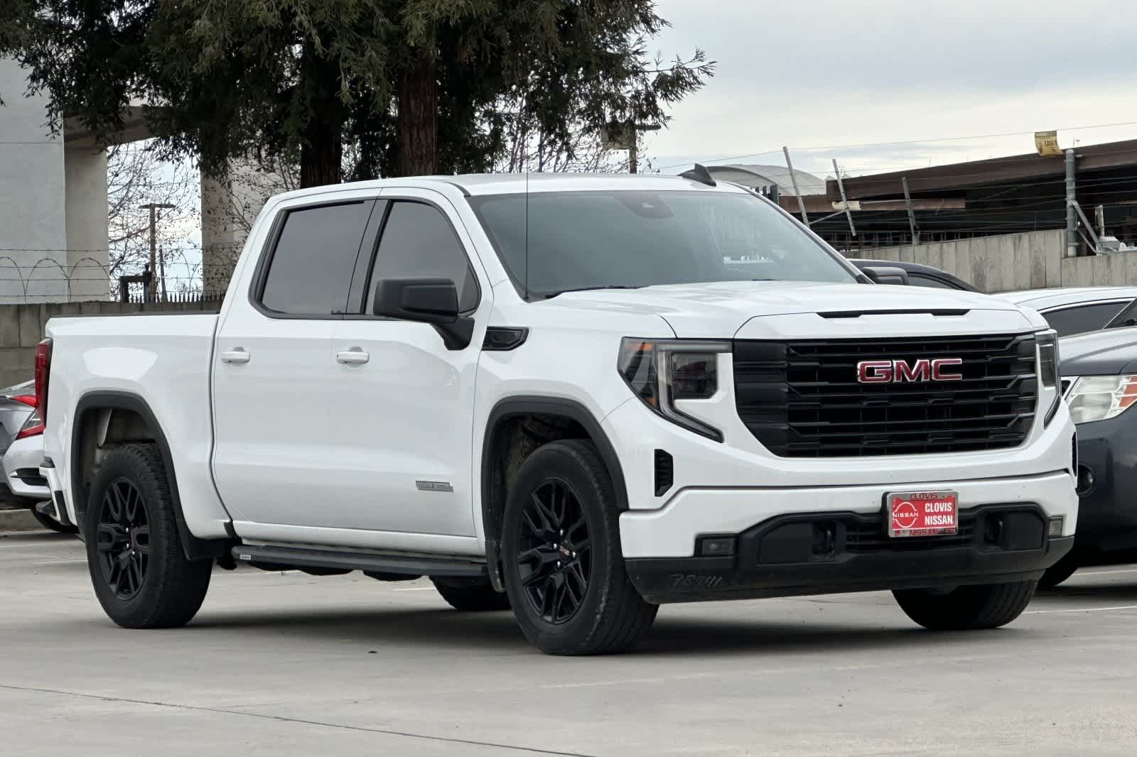 Thumbnail: 2023 GMC Sierra 1500 - 10