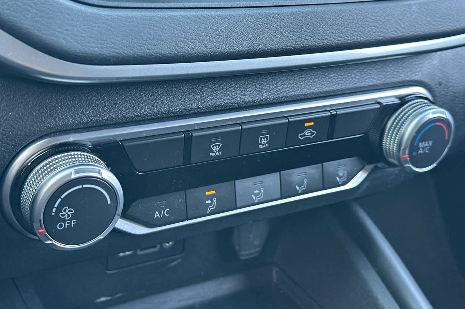 Thumbnail: 2022 Nissan Altima - 21