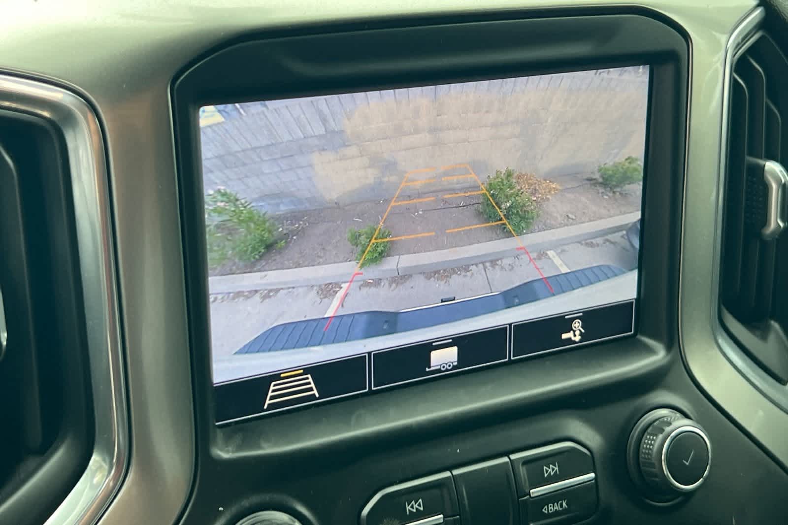 Thumbnail: 2020 Chevrolet Silverado 2500 - 22