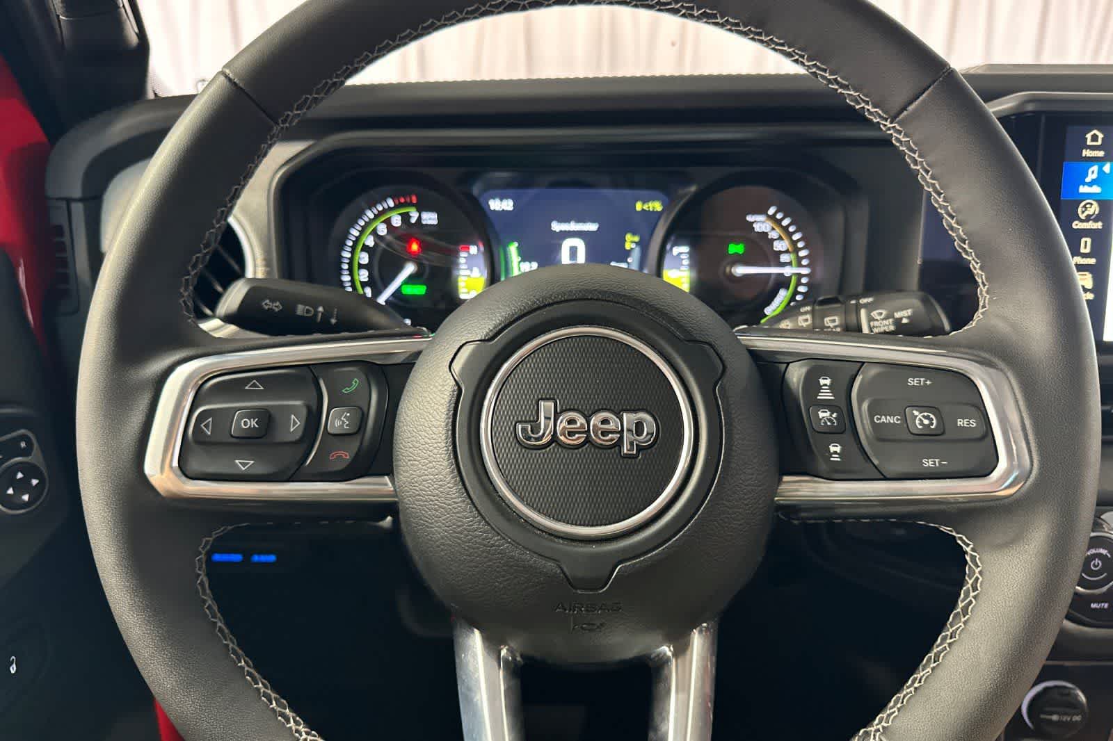 Thumbnail: 2025 Jeep Wrangler - 25